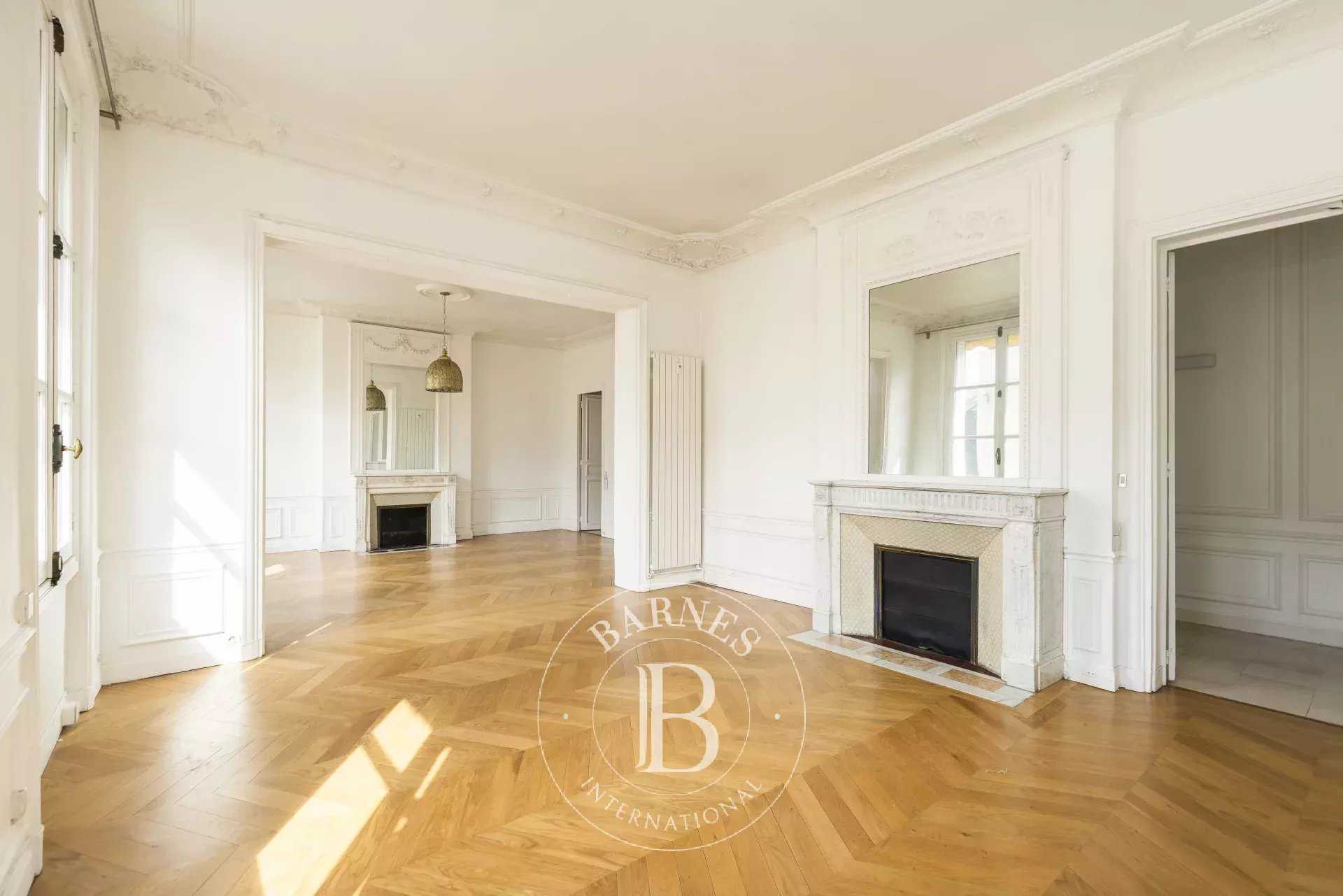 Neuilly-sur-Seine  - Appartement 7 Pièces 5 Chambres