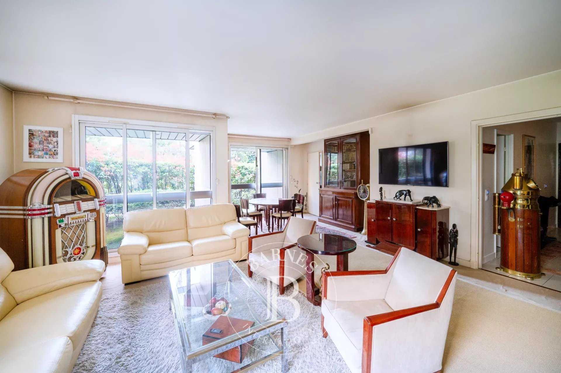 Neuilly-sur-Seine  - Appartement 4 Pi&egrave;ces 2 Chambres