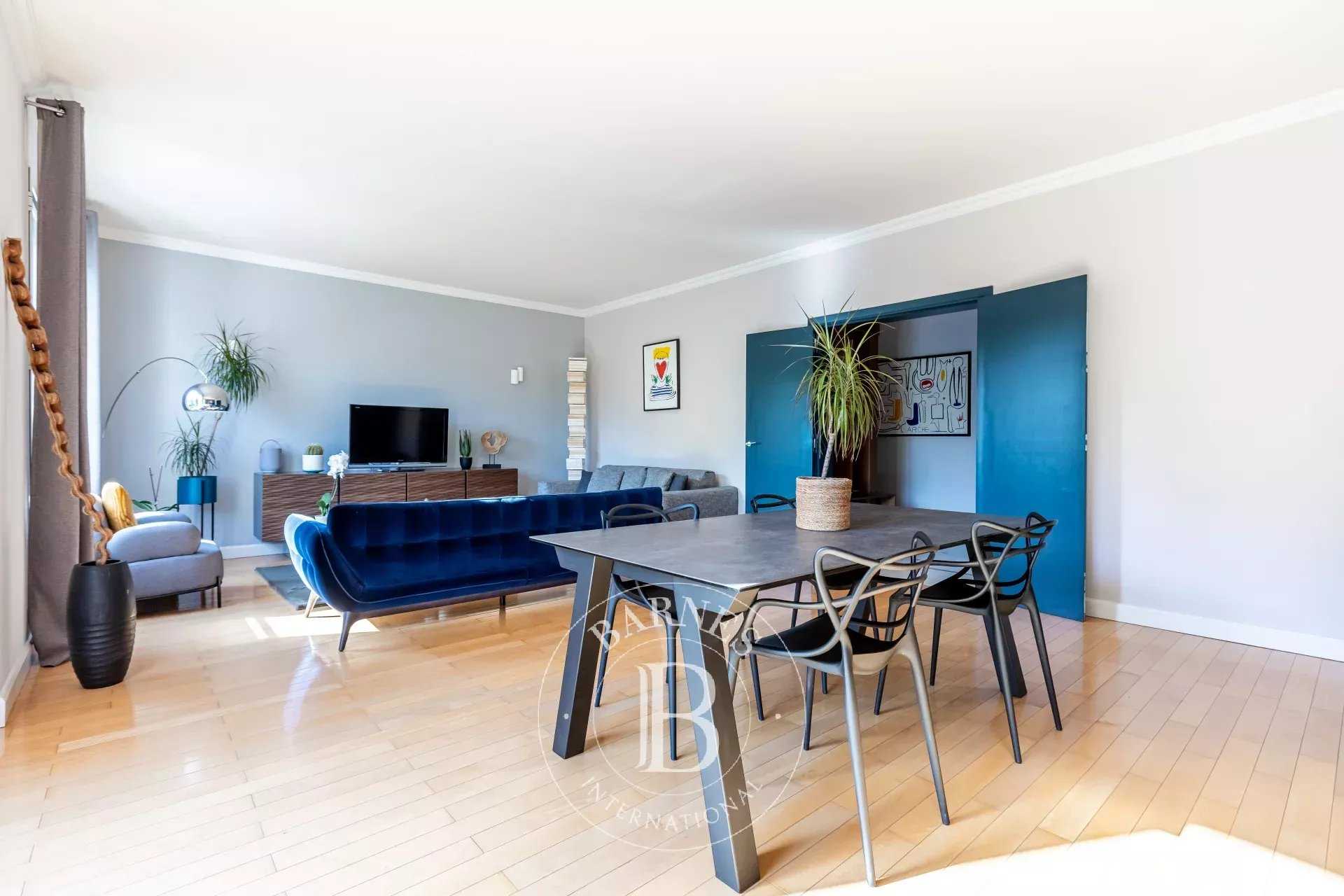 Neuilly-sur-Seine  - Appartement 5 Pi&egrave;ces 3 Chambres