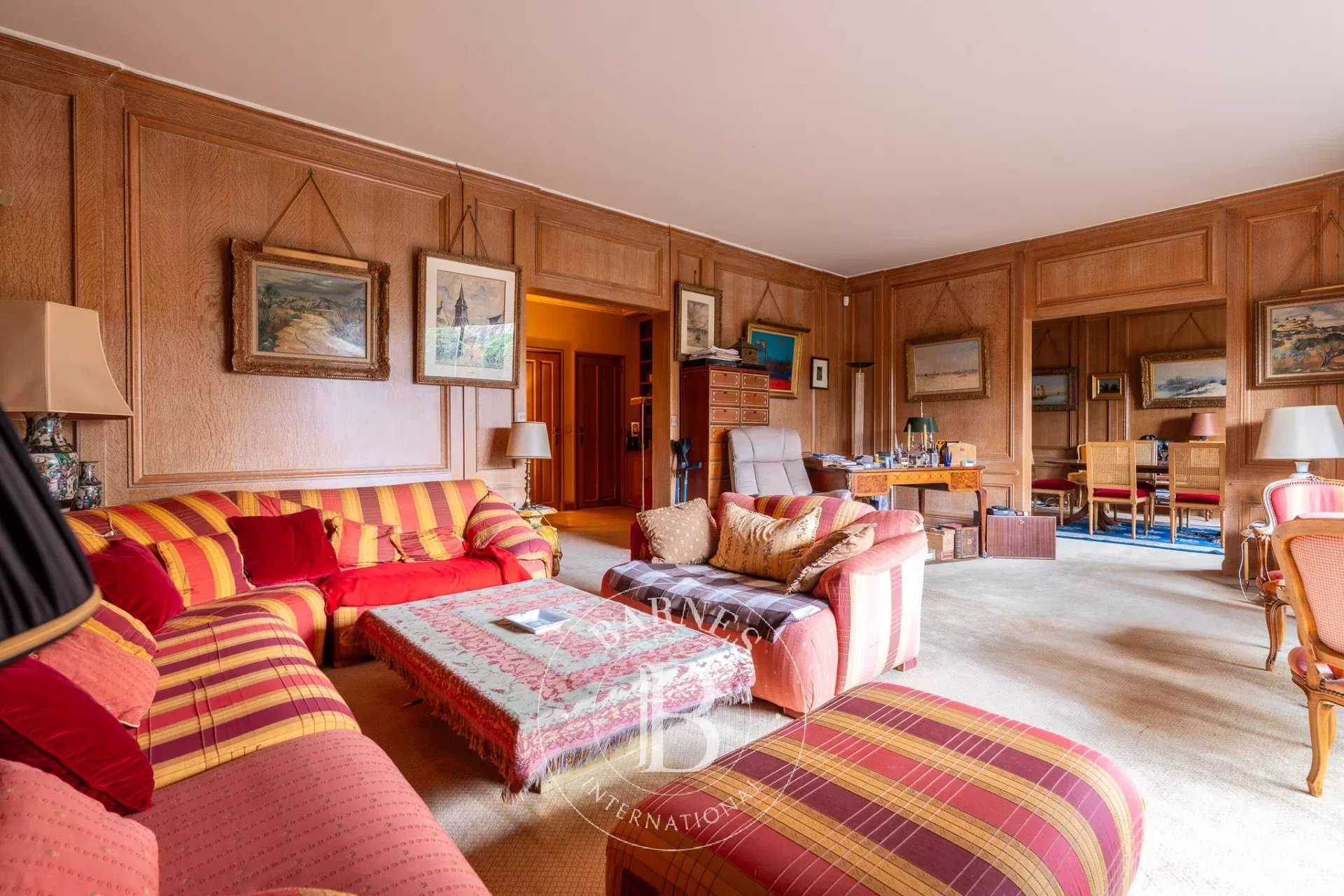 Neuilly-sur-Seine  - Appartement 5 Pi&egrave;ces 4 Chambres