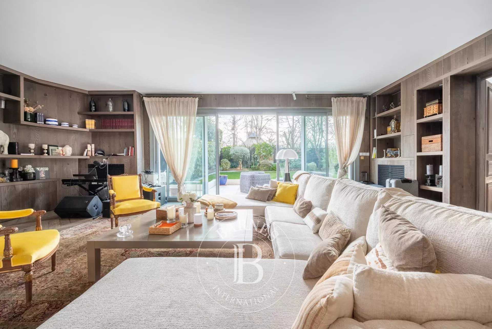 Neuilly-sur-Seine  - Appartement 5 Pi&egrave;ces 3 Chambres