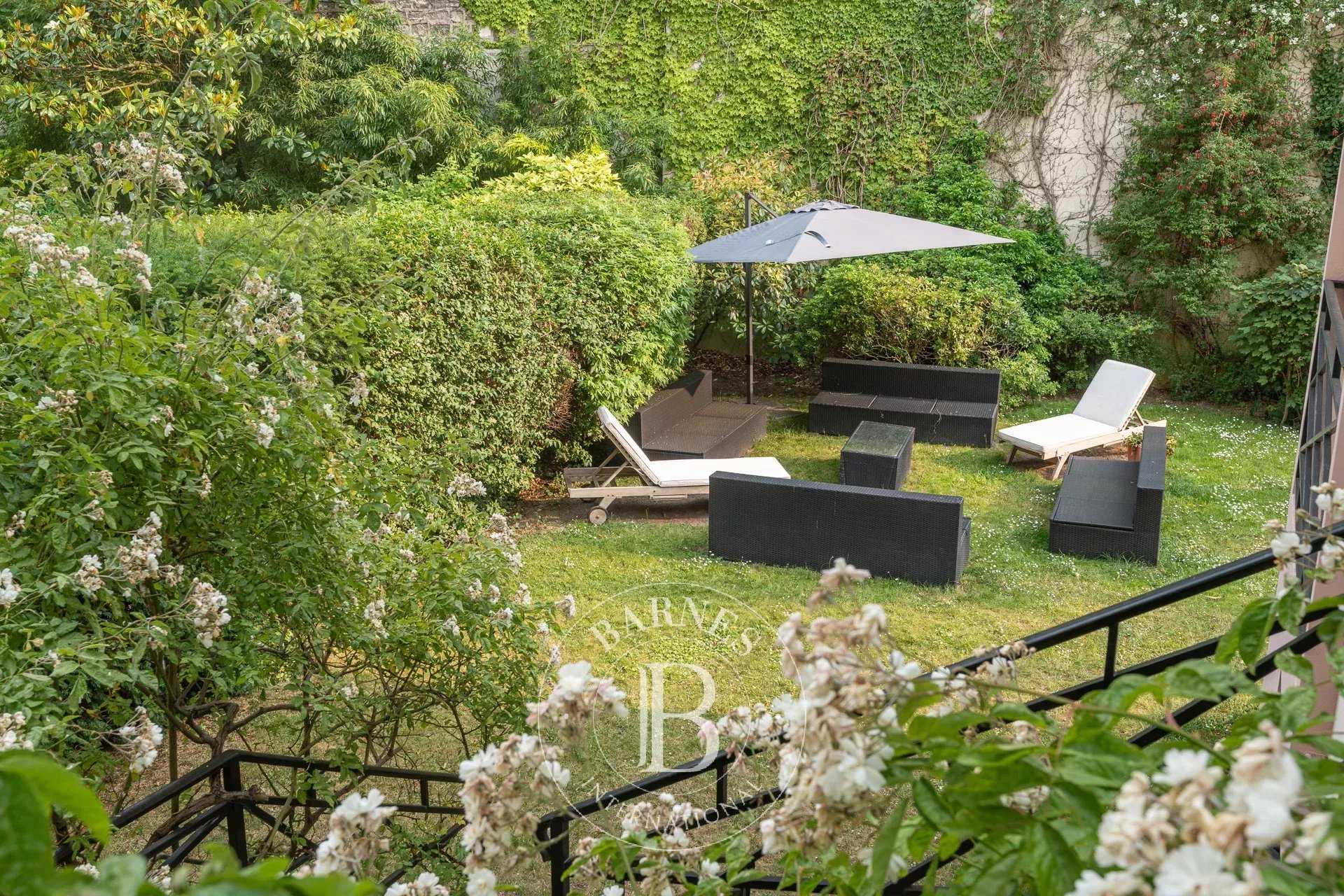 Neuilly-sur-Seine  - Maison 12 Pi&egrave;ces 8 Chambres