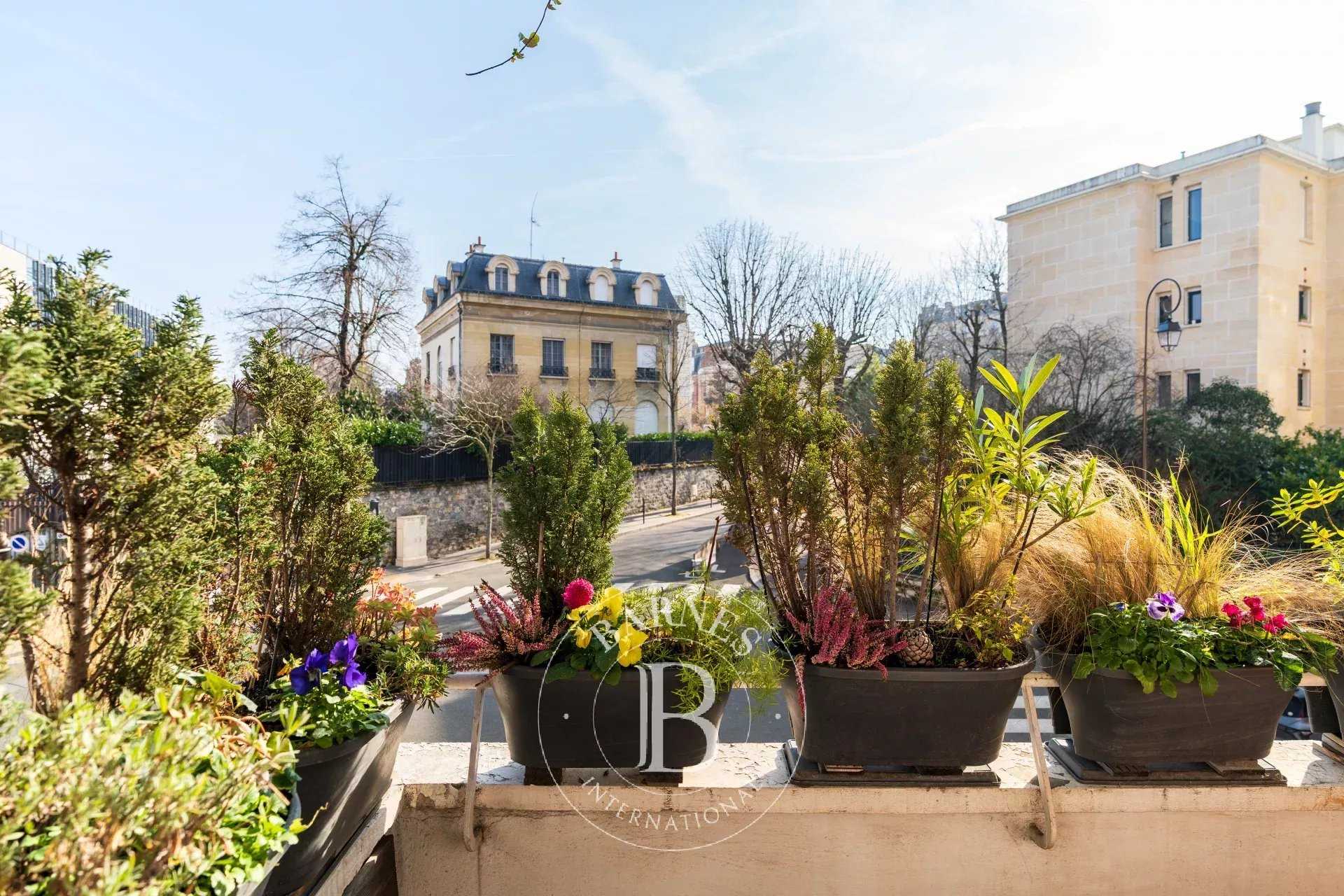 Neuilly-sur-Seine  - Appartement 6 Pièces 4 Chambres