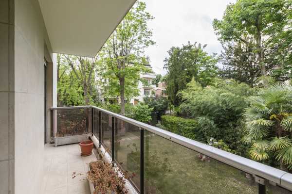 Apartment Neuilly-sur-Seine  -  ref 5394750 (picture 2)