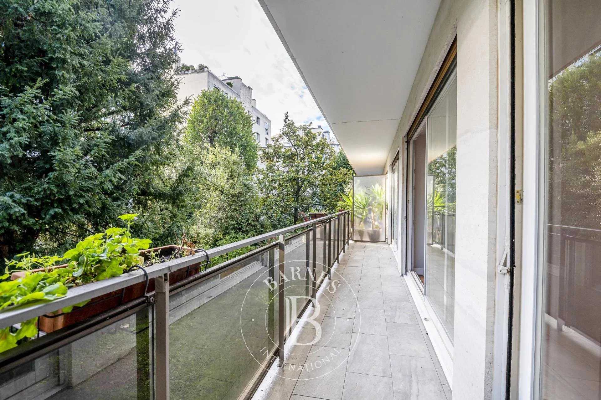 Apartment Neuilly-sur-Seine  -  ref 7529346 (picture 3)