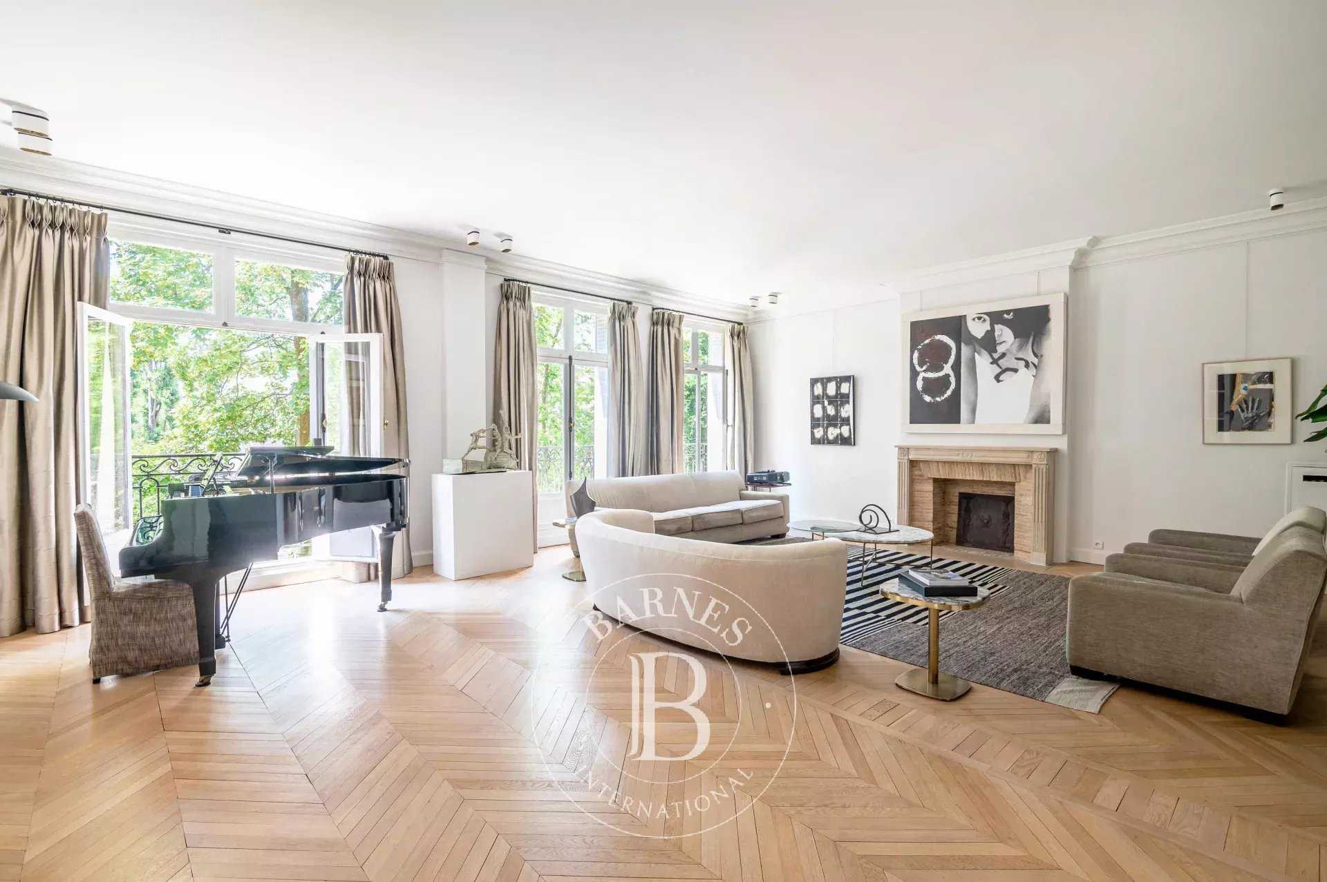 Apartment Neuilly-sur-Seine  -  ref 85767537 (picture 2)