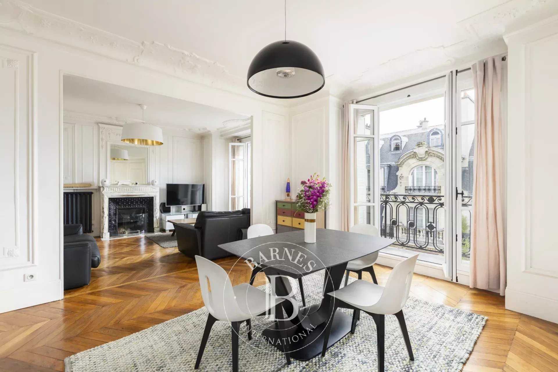 Appartement Neuilly-sur-Seine  -  ref 85995760 (picture 2)