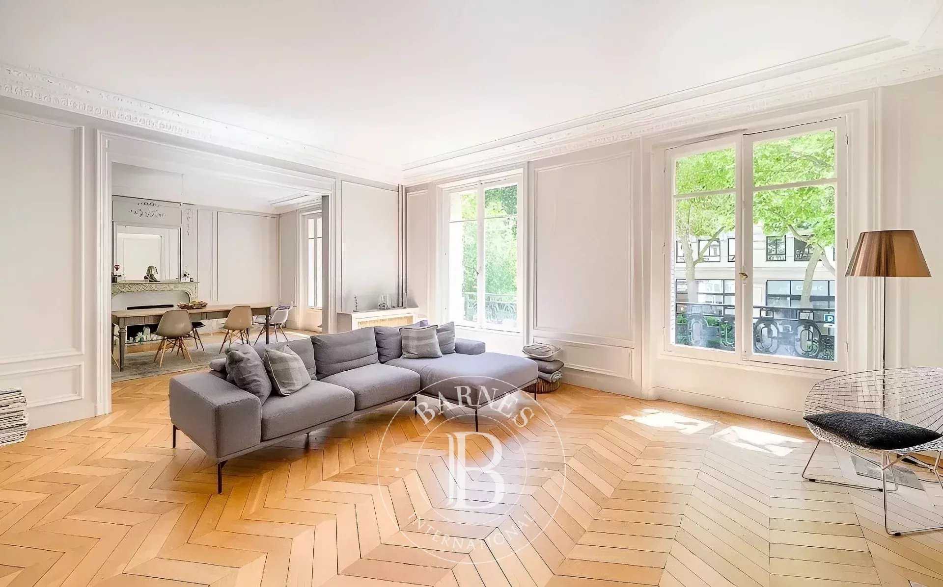 Appartement Neuilly-sur-Seine  -  ref 85942420 (picture 1)