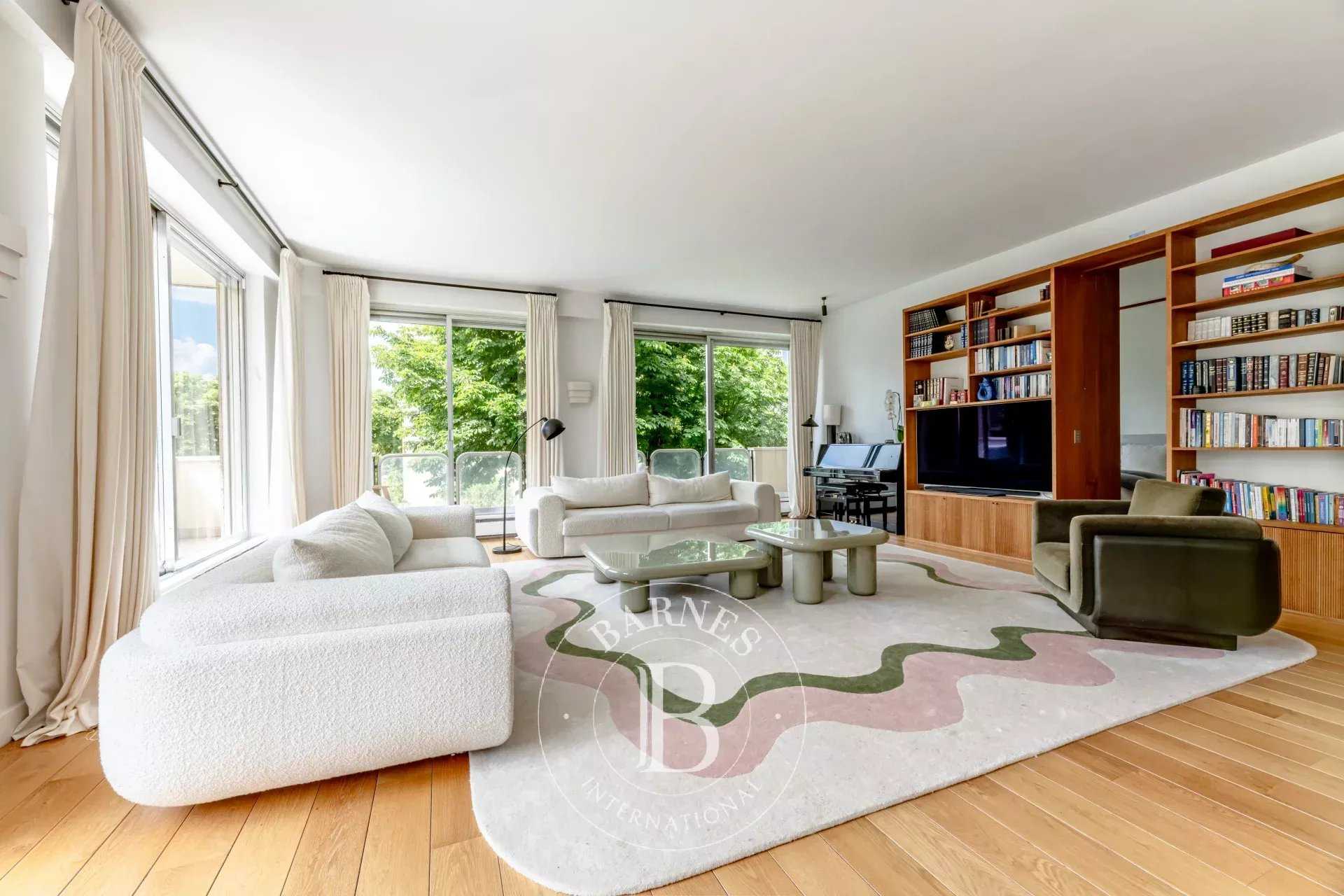 Apartment Neuilly-sur-Seine  -  ref 86997521 (picture 1)