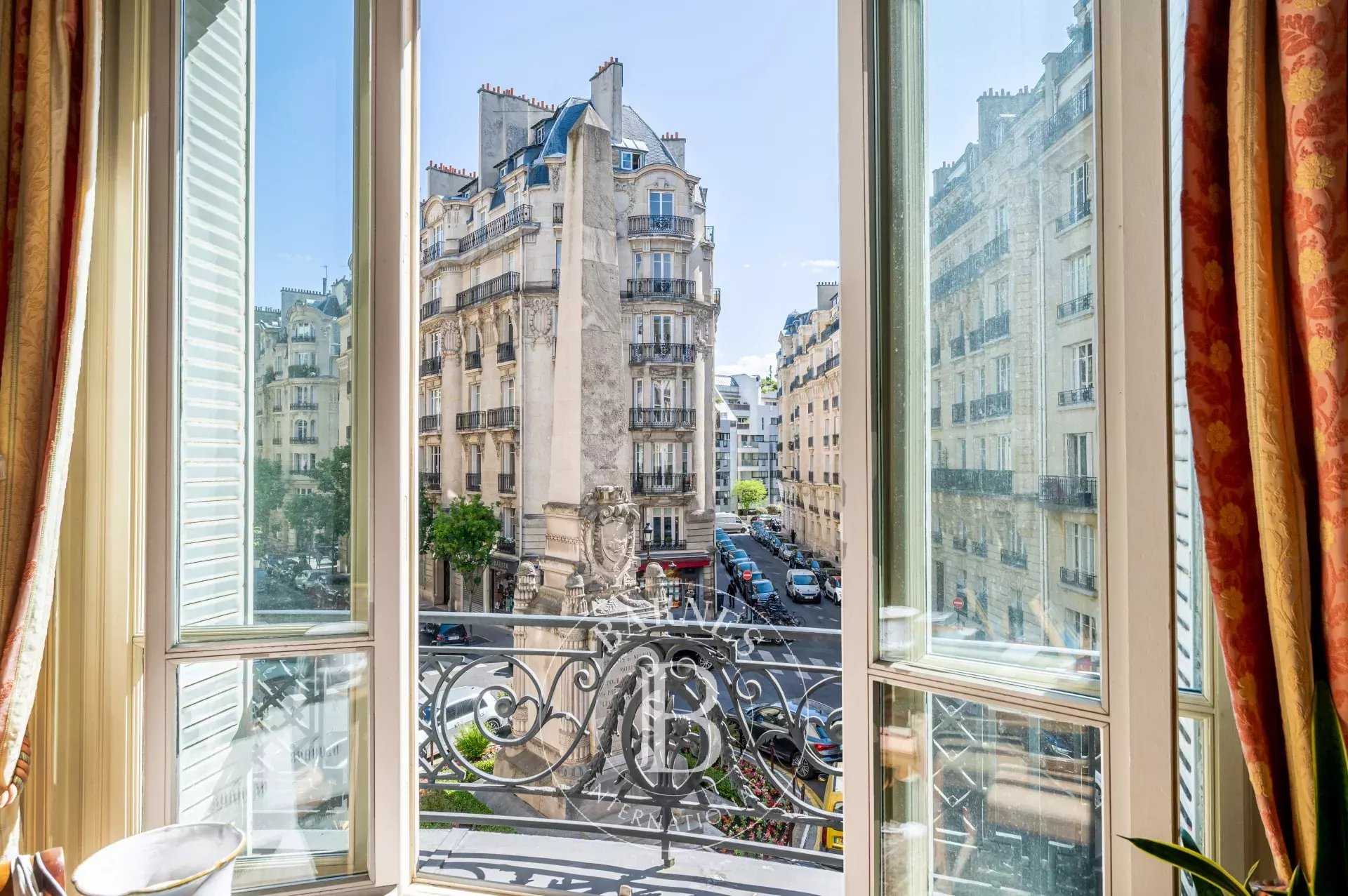 Appartement Neuilly-sur-Seine  -  ref 85954734 (picture 1)