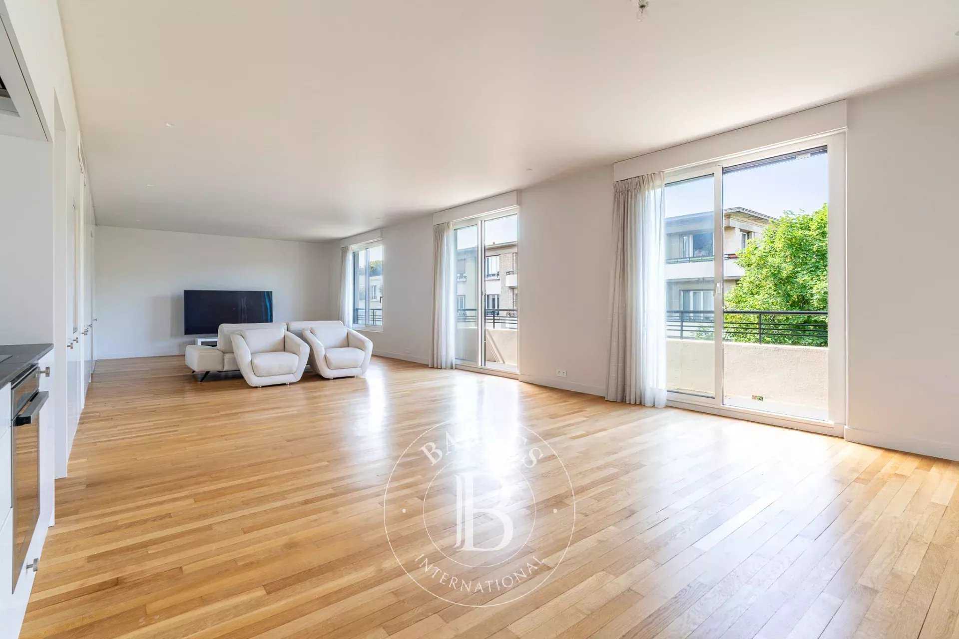 Appartement Neuilly-sur-Seine  -  ref 87034864 (picture 1)