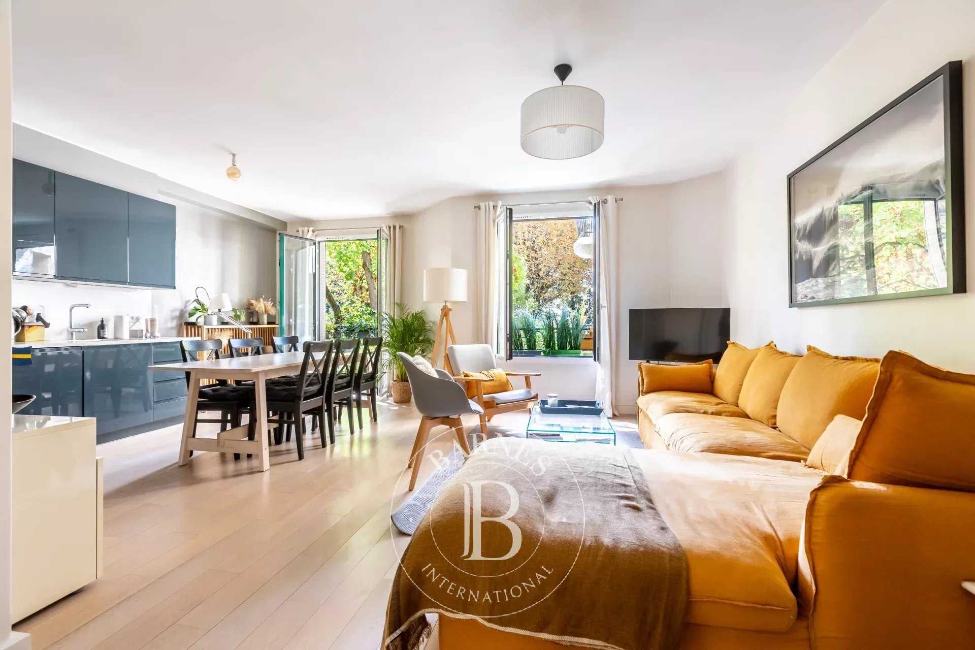 Appartement Neuilly-sur-Seine  -  ref 86189455 (picture 1)