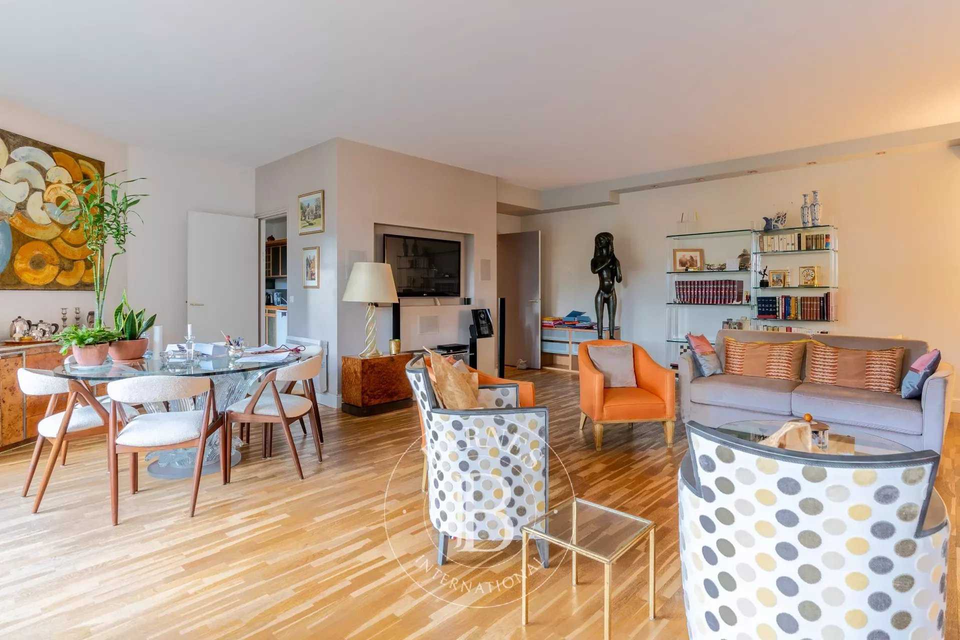 Apartment Neuilly-sur-Seine  -  ref 83553114 (picture 2)