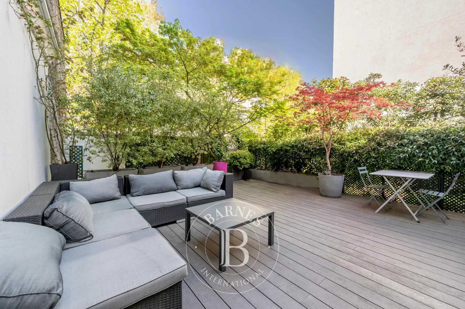 Maison Neuilly-sur-Seine  -  ref 85790140 (picture 3)