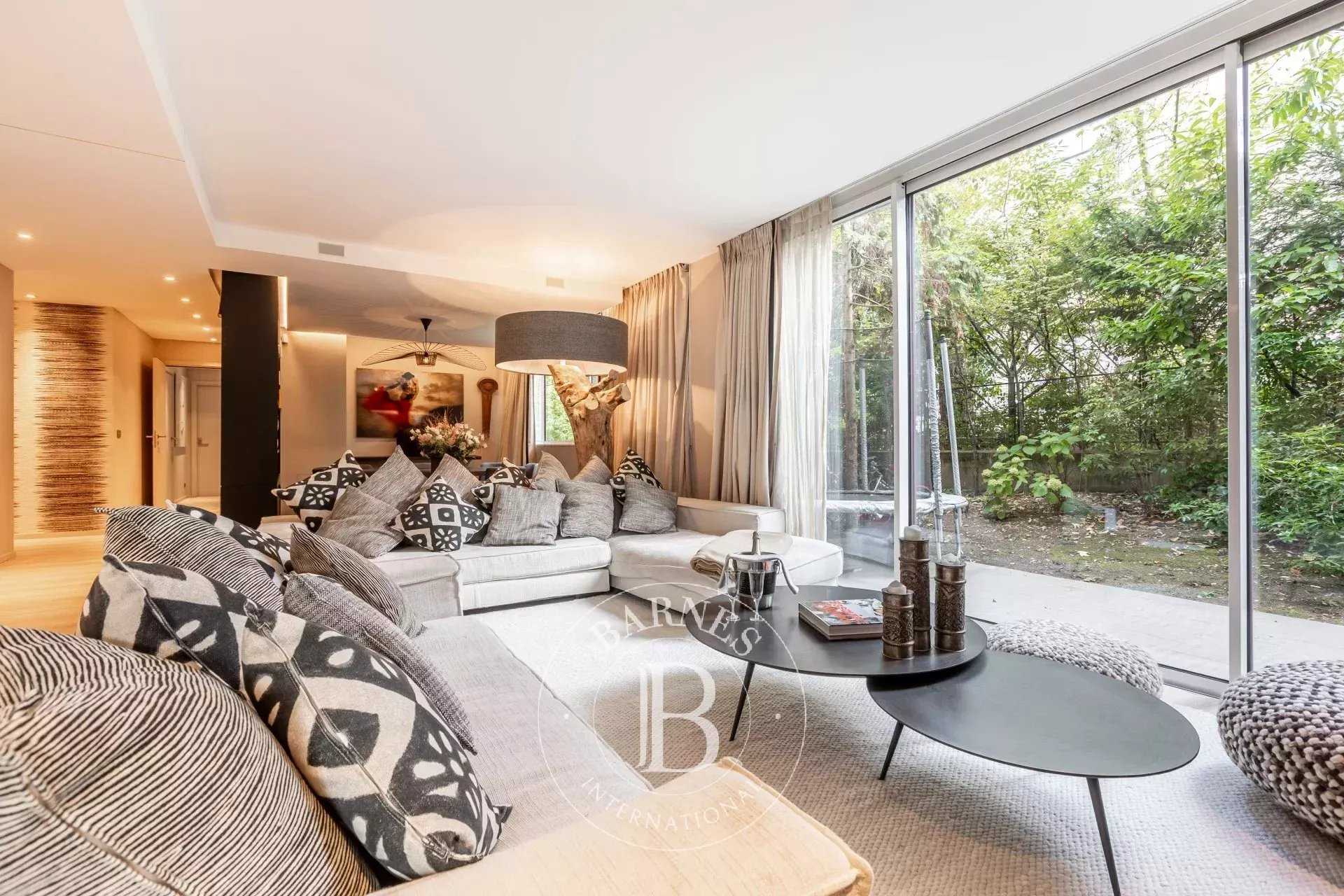 Appartement Neuilly-sur-Seine  -  ref 85908579 (picture 3)