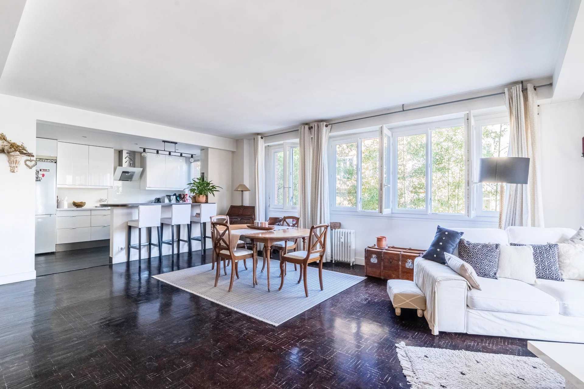 Apartment Neuilly-sur-Seine  -  ref 85651441 (picture 1)
