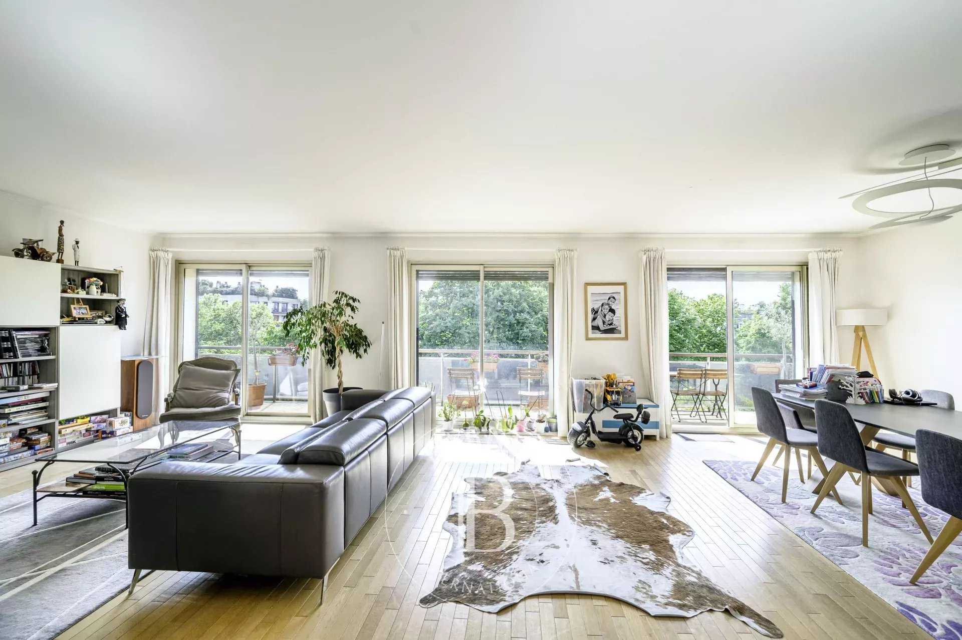 Apartment Neuilly-sur-Seine  -  ref 85906701 (picture 2)