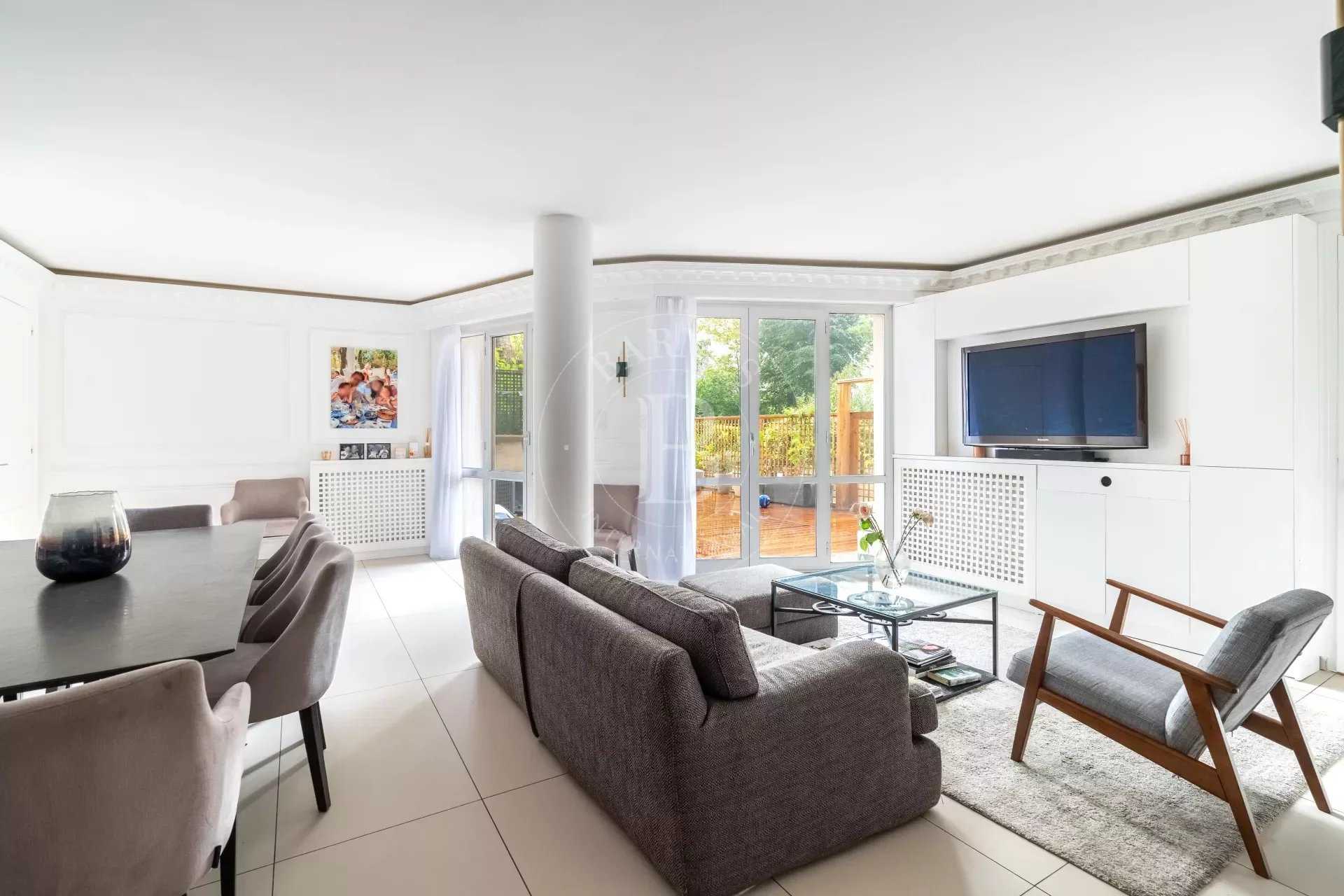 Piso Neuilly-sur-Seine  -  ref 85286364 (picture 1)