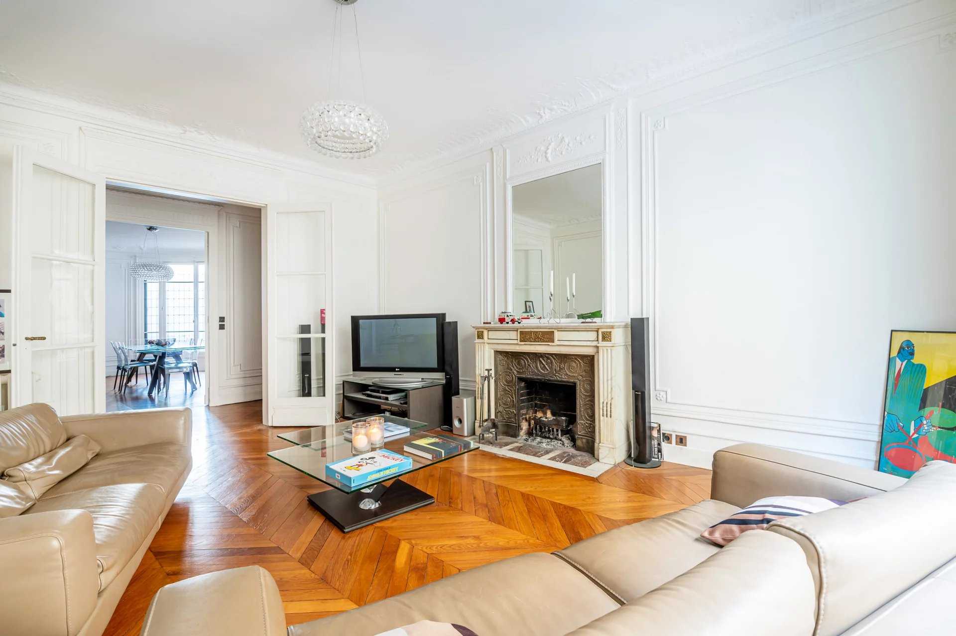 Appartement Neuilly-sur-Seine  -  ref 82320812 (picture 2)