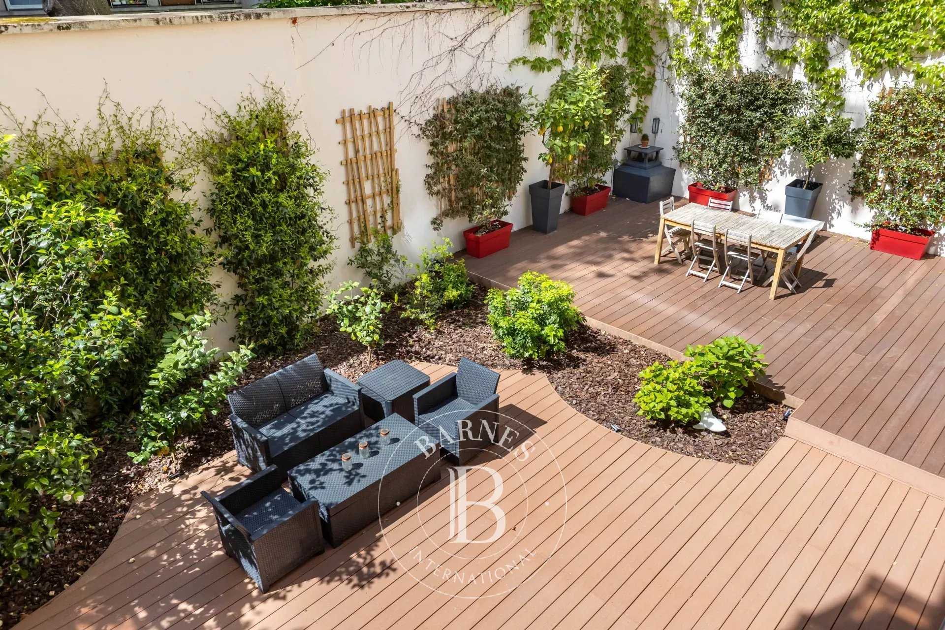 Appartement Neuilly-sur-Seine  -  ref 86917845 (picture 1)