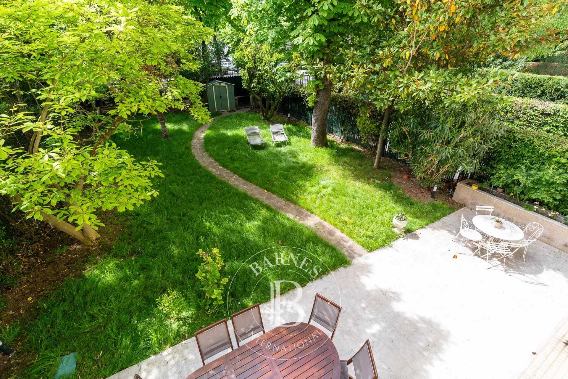 Apartment Neuilly-sur-Seine  -  ref 86880143 (picture 3)