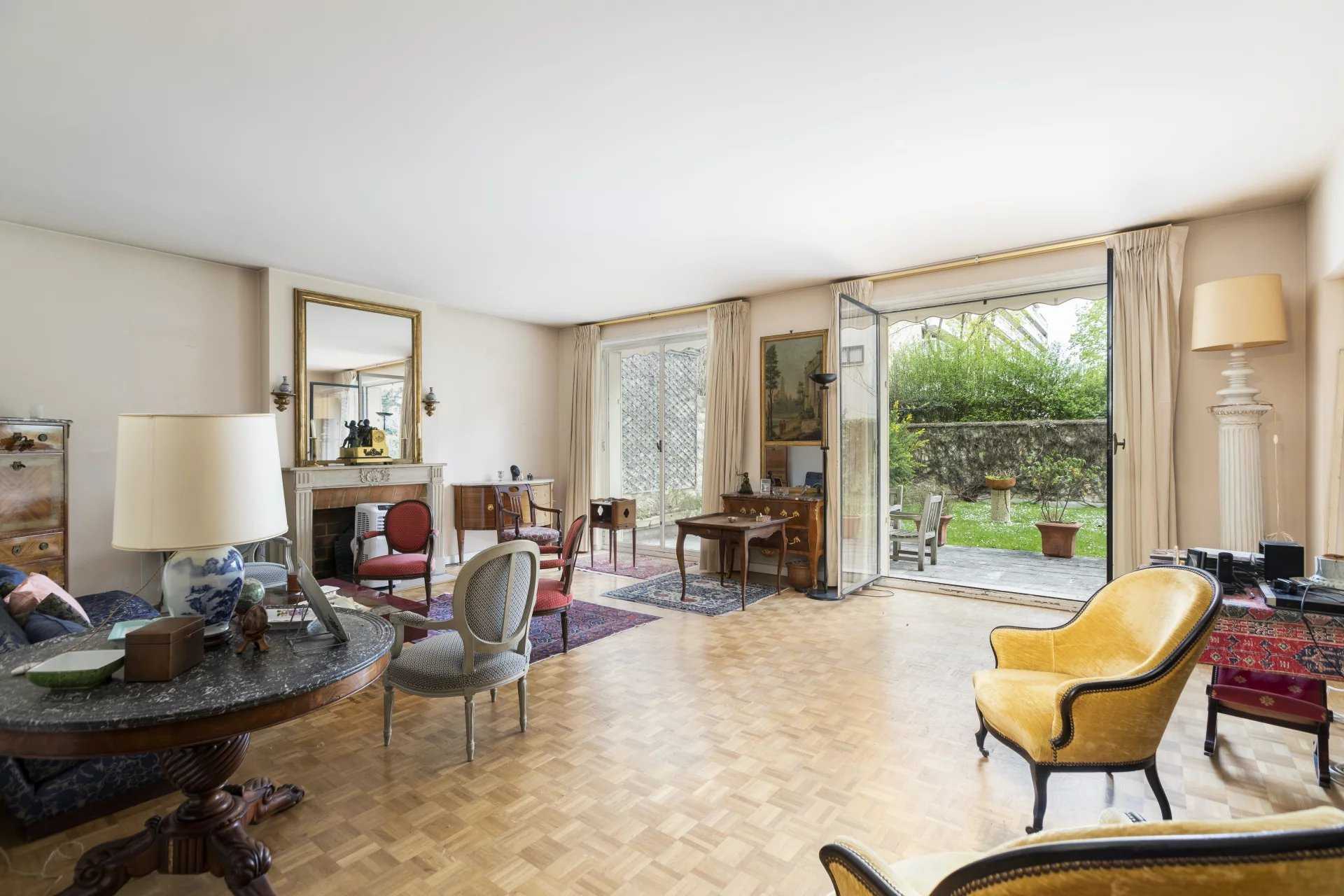 Apartment Neuilly-sur-Seine  -  ref 82362022 (picture 2)