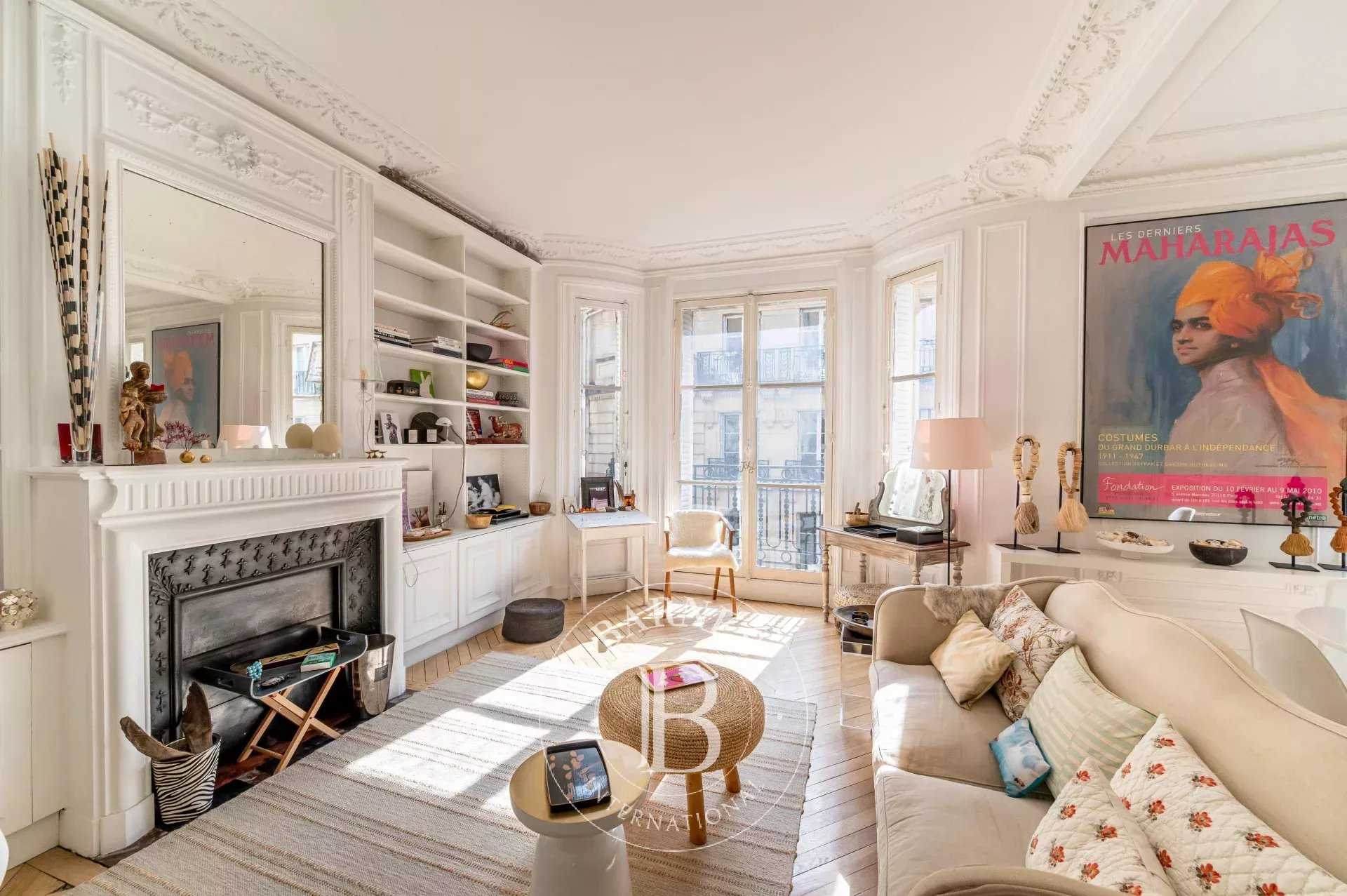 Appartement Neuilly-sur-Seine  -  ref 85839748 (picture 1)