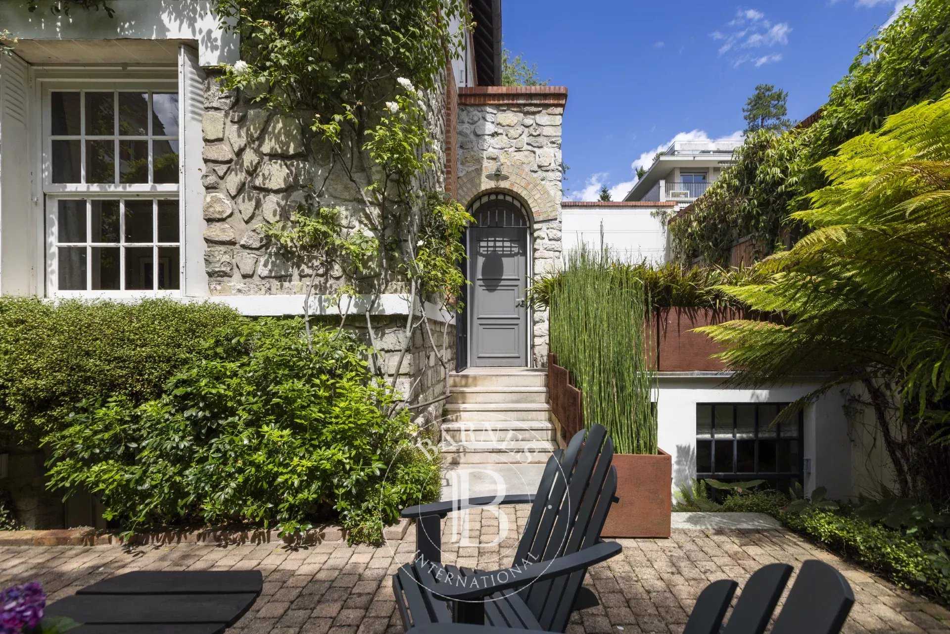 Hôtel particulier Neuilly-sur-Seine  -  ref 86091870 (picture 3)