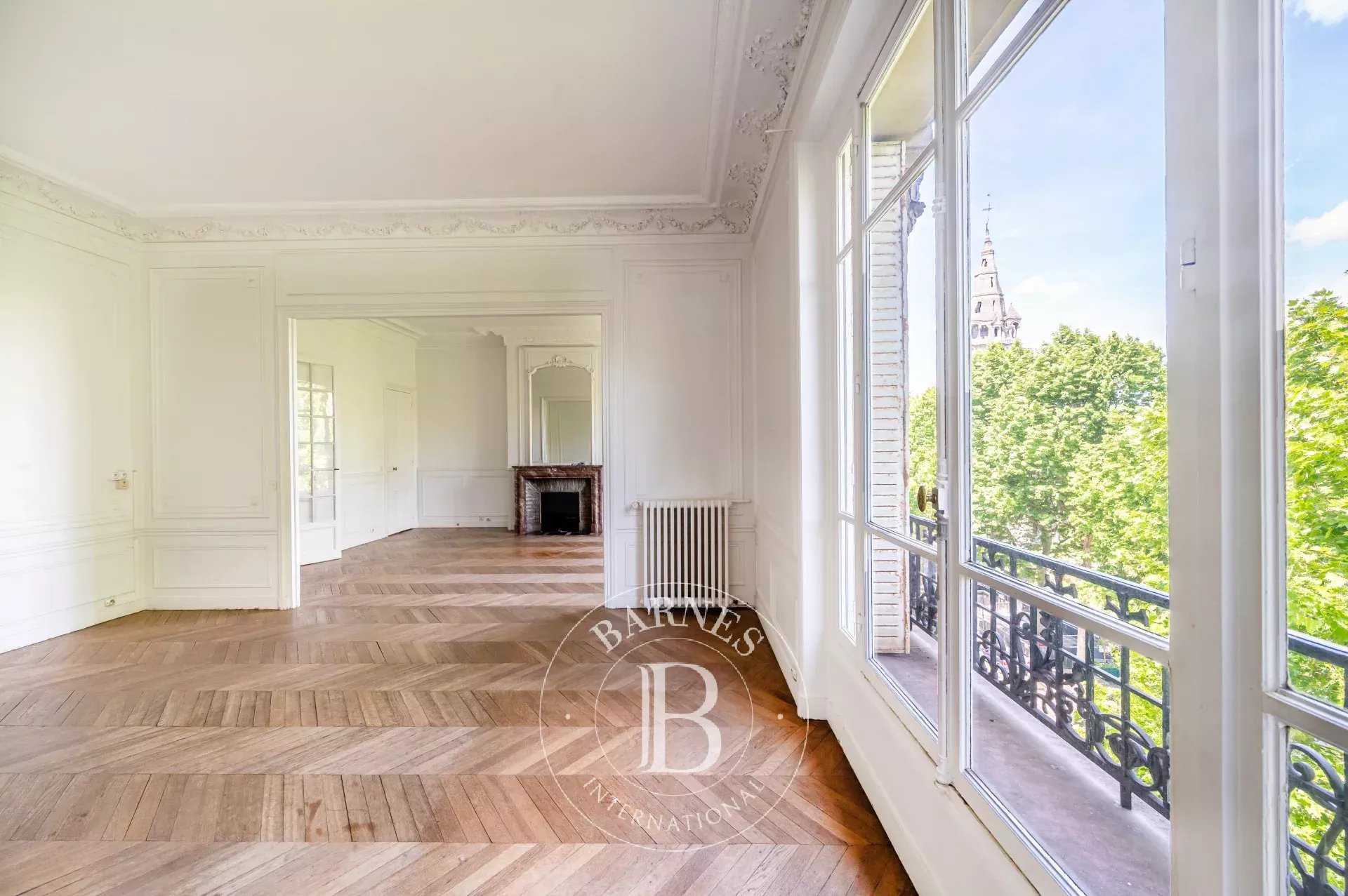 Appartement Neuilly-sur-Seine  -  ref 84161469 (picture 1)