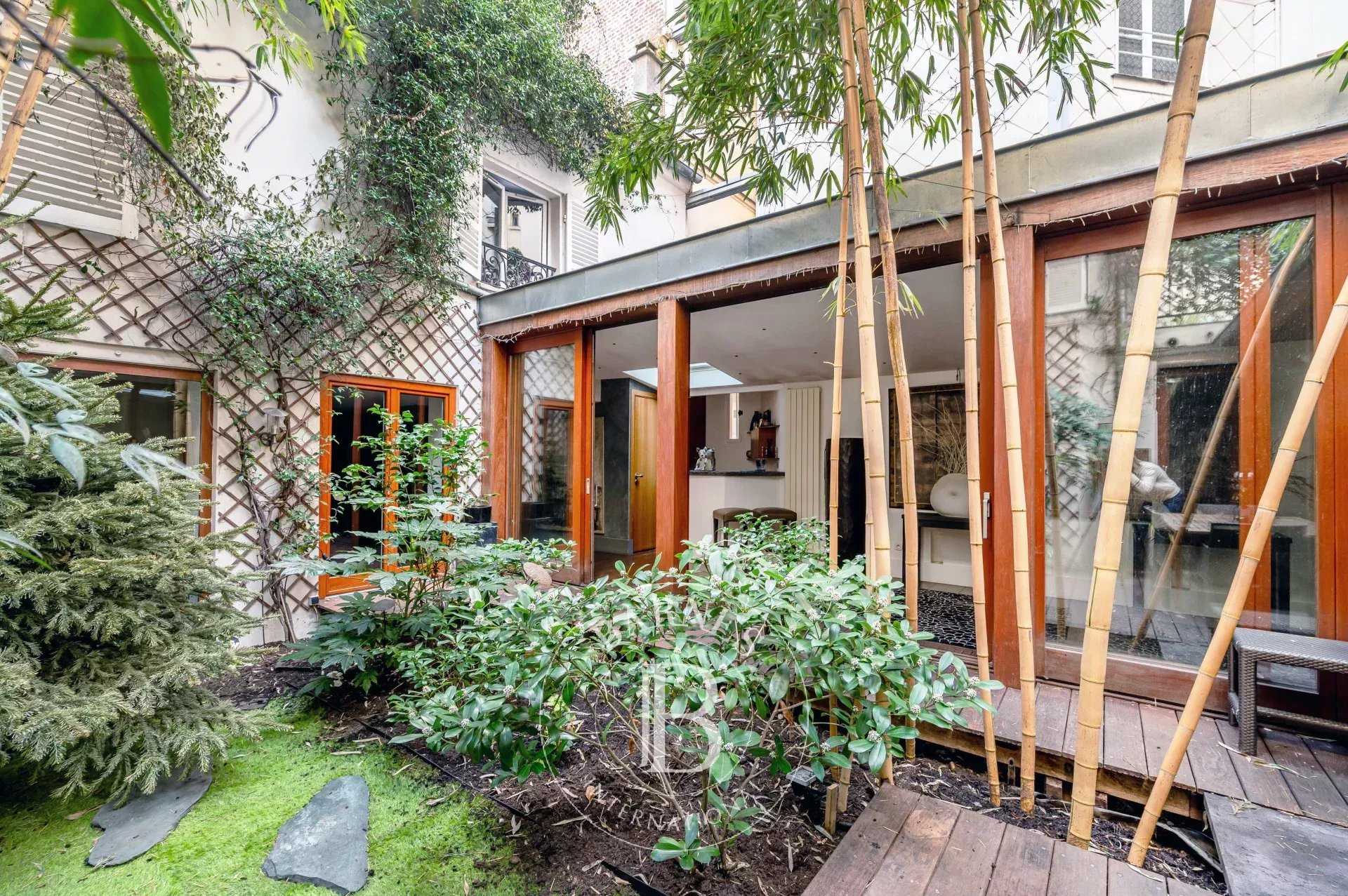 House Neuilly-sur-Seine  -  ref 85702299 (picture 2)