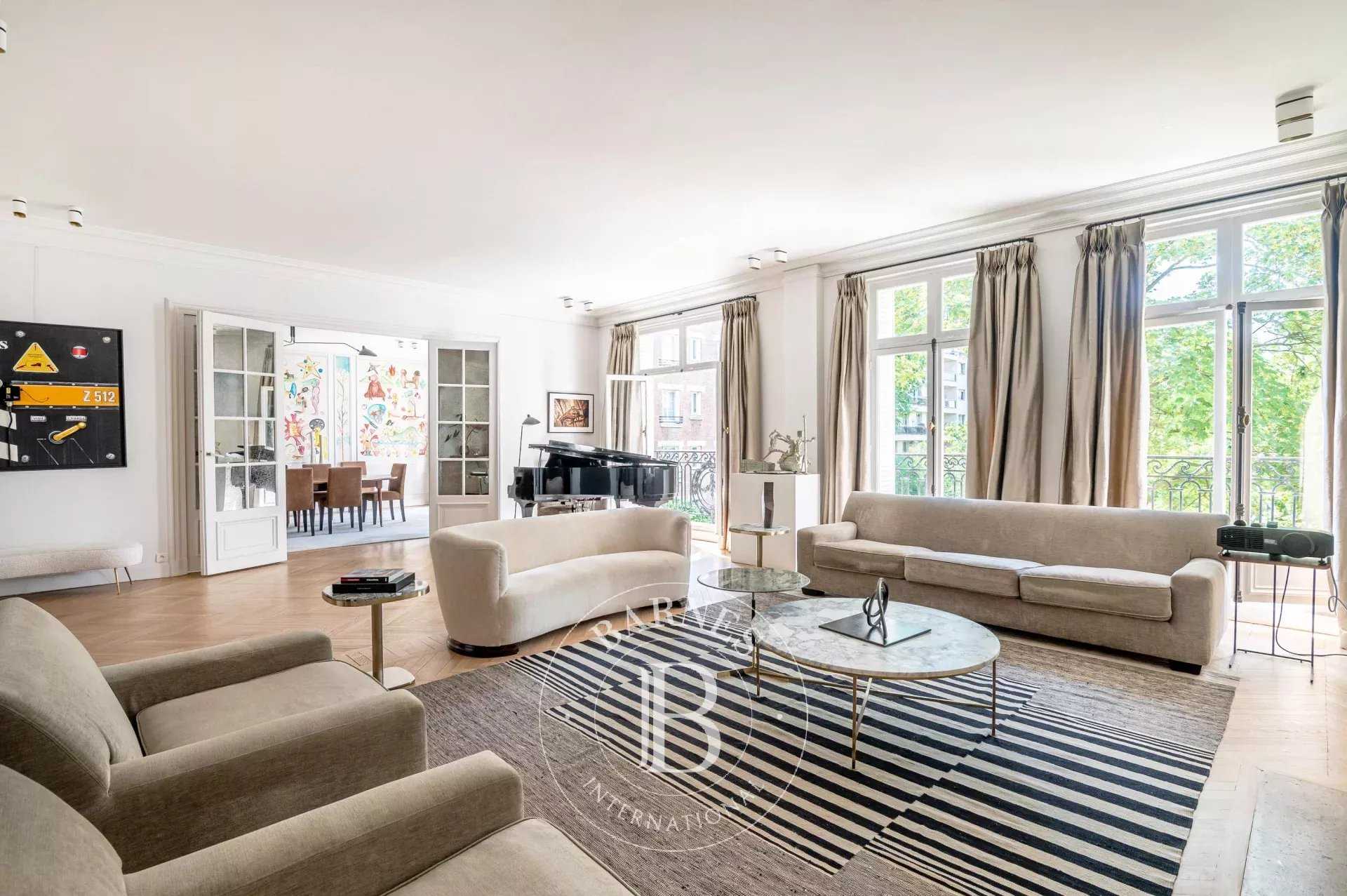 Apartment Neuilly-sur-Seine  -  ref 85767537 (picture 1)