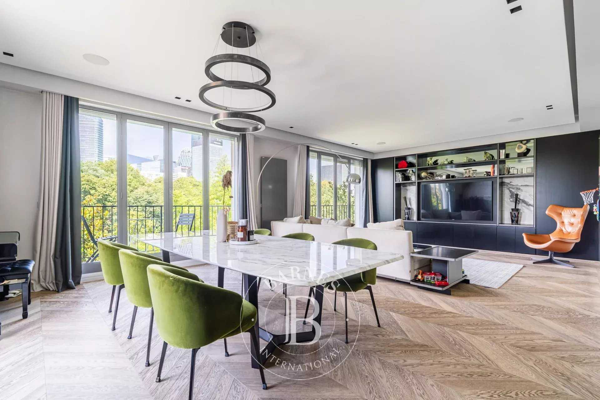 Appartement Neuilly-sur-Seine  -  ref 87129694 (picture 1)