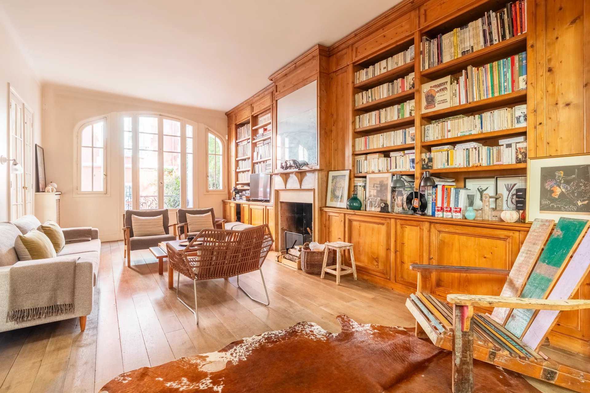 Hôtel particulier Neuilly-sur-Seine  -  ref 85609018 (picture 1)