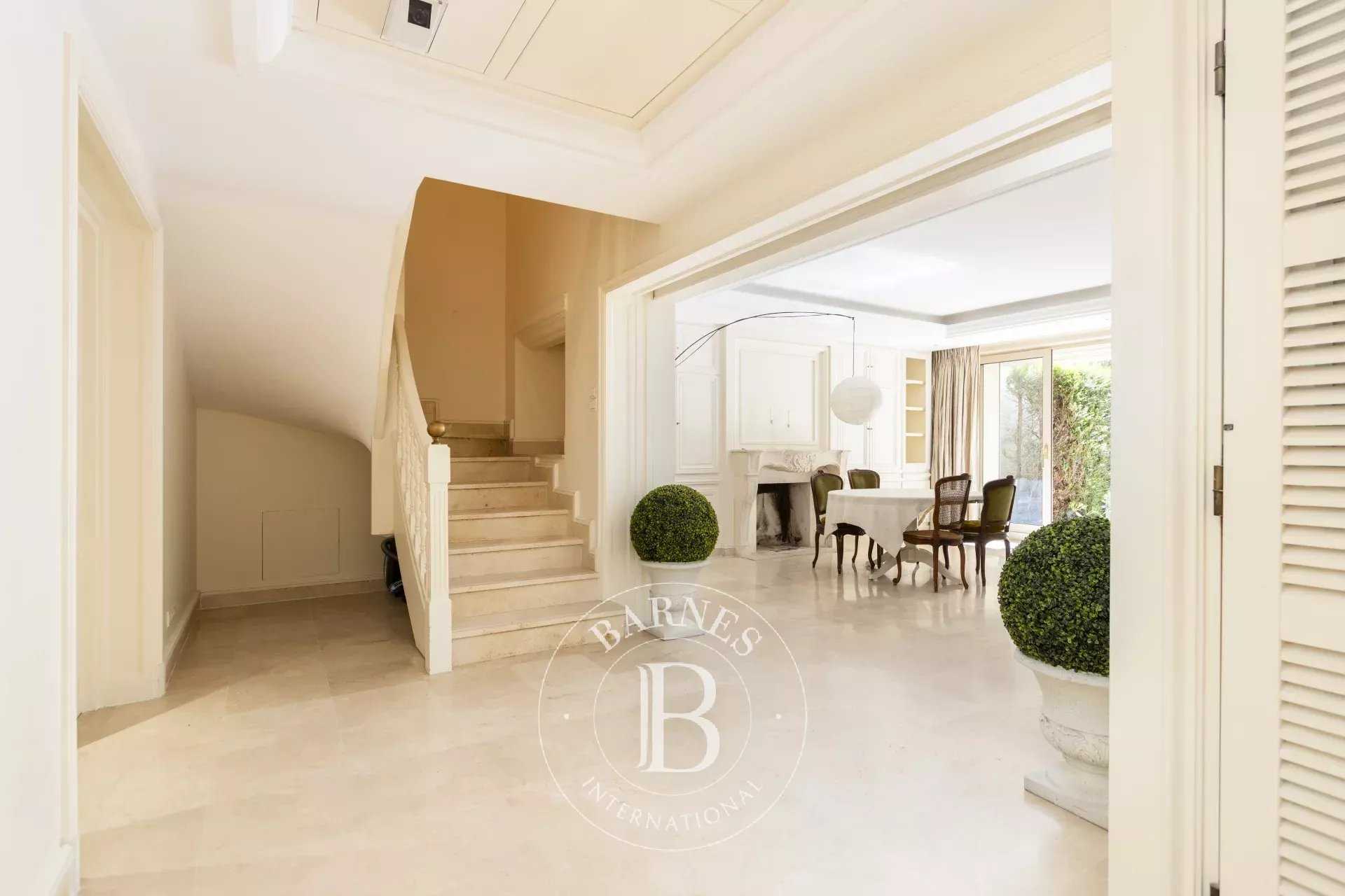 Appartement Neuilly-sur-Seine  -  ref 86895853 (picture 3)