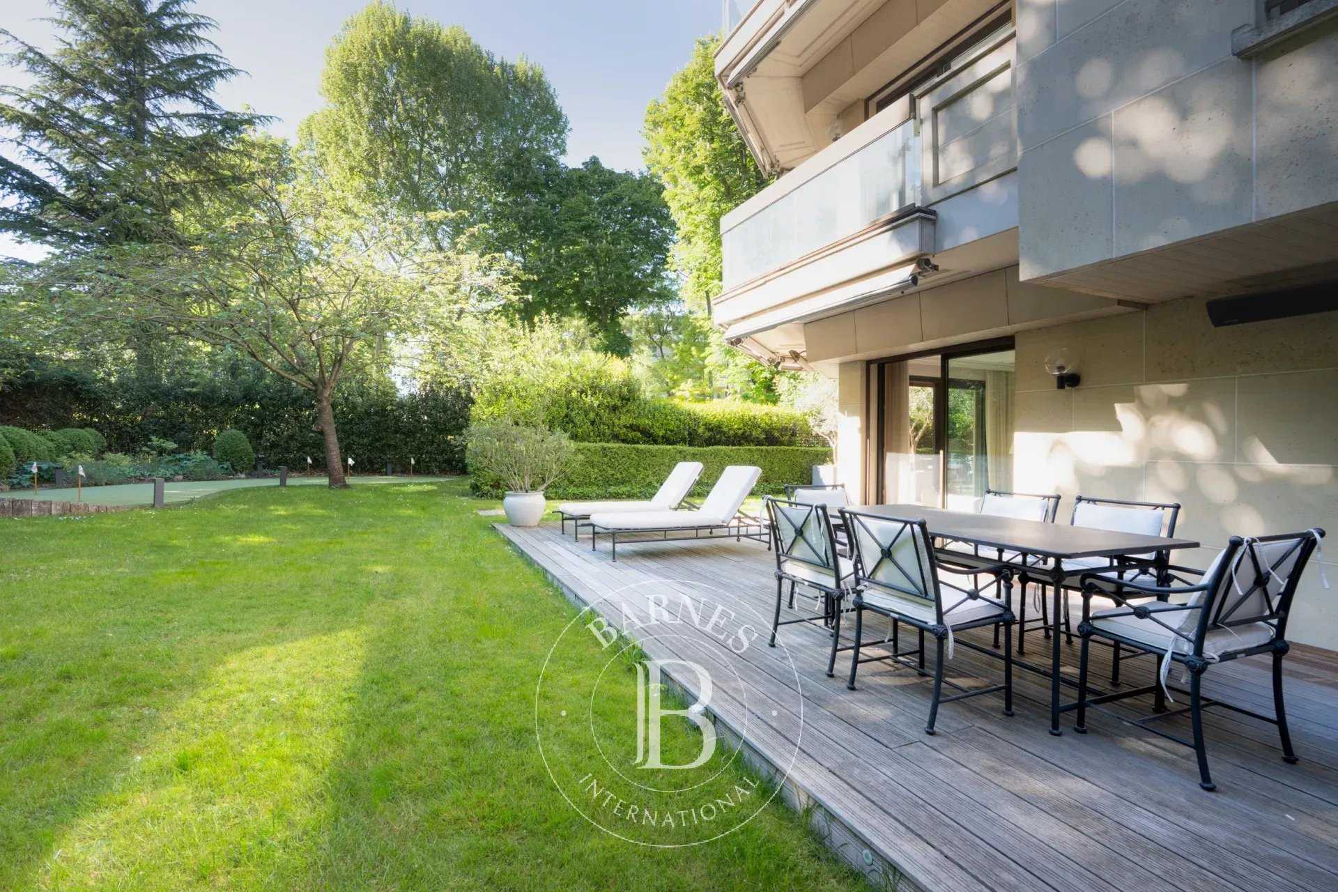 Piso Neuilly-sur-Seine  -  ref 86941197 (picture 1)