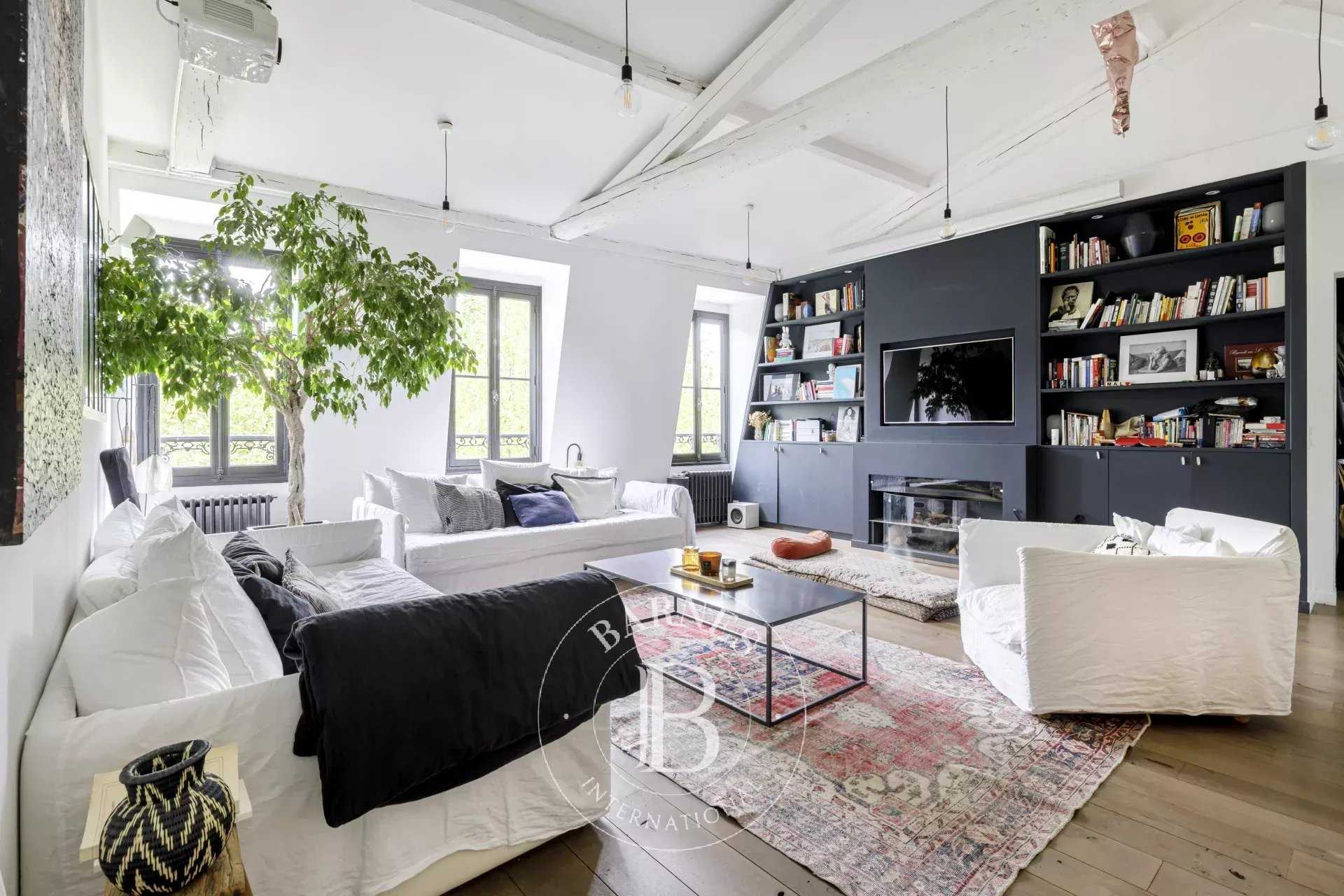 Appartement Neuilly-sur-Seine  -  ref 85842618 (picture 1)