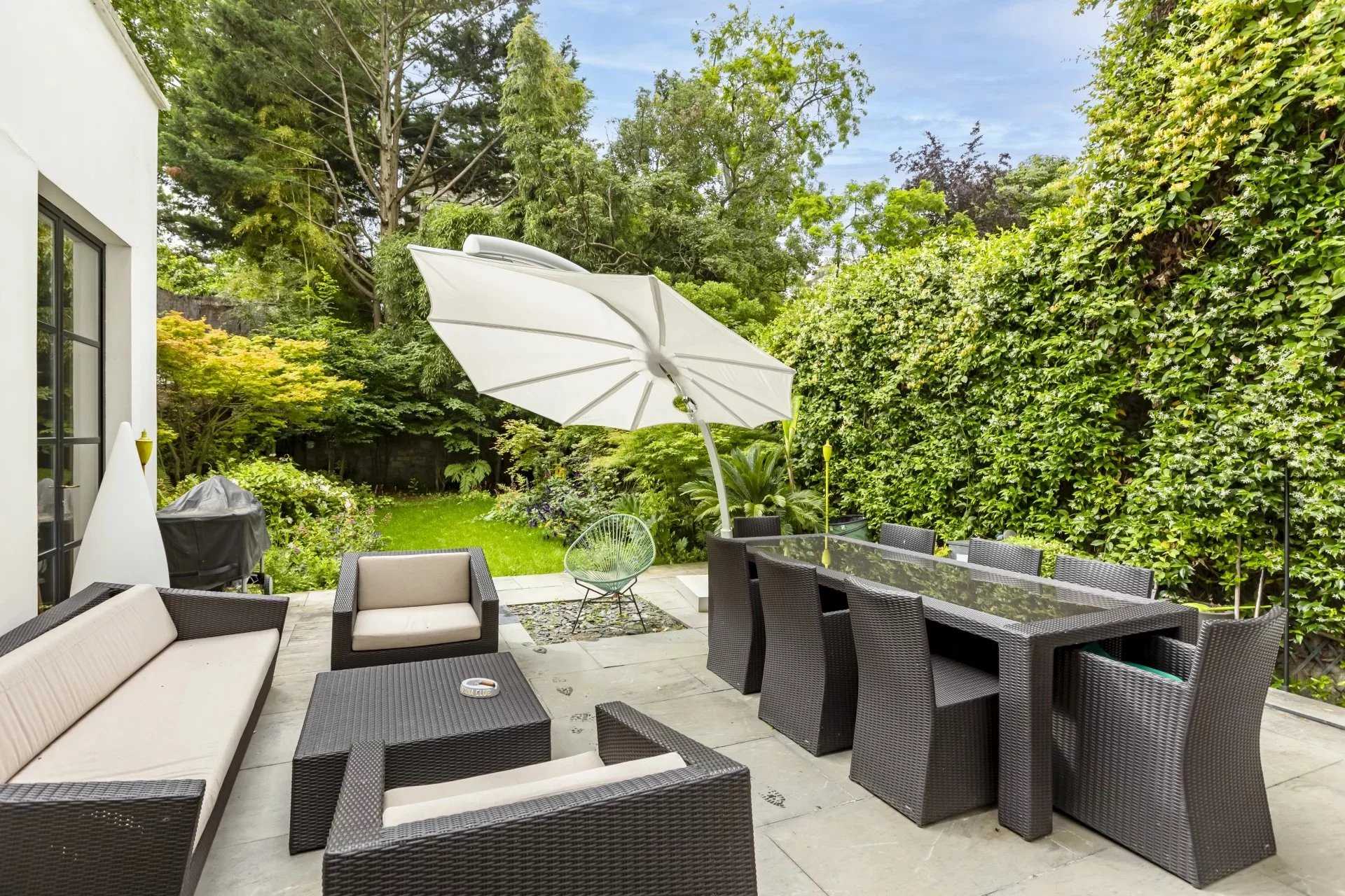 Palacete Neuilly-sur-Seine  -  ref 84944432 (picture 1)