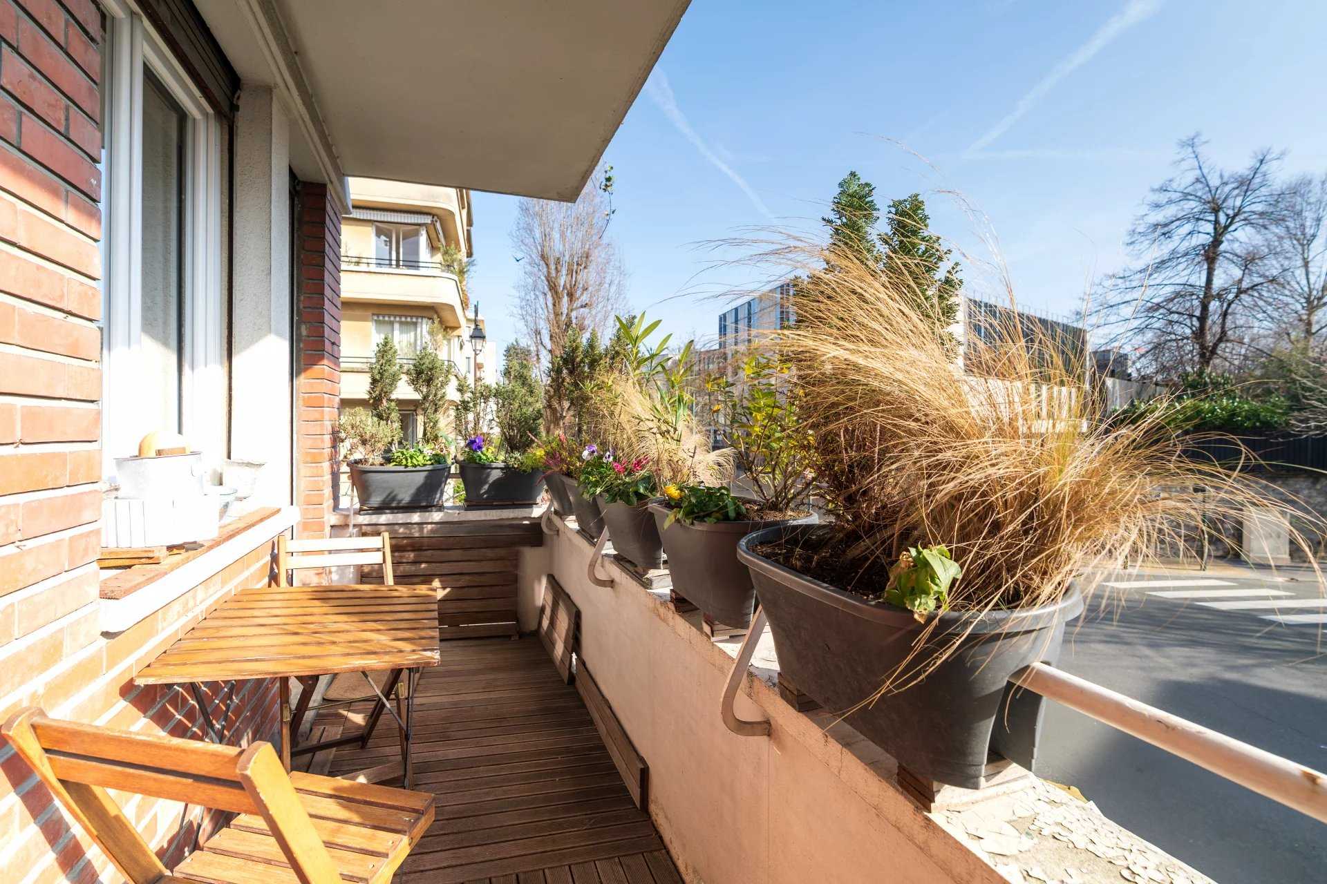 Apartment Neuilly-sur-Seine  -  ref 85651441 (picture 2)