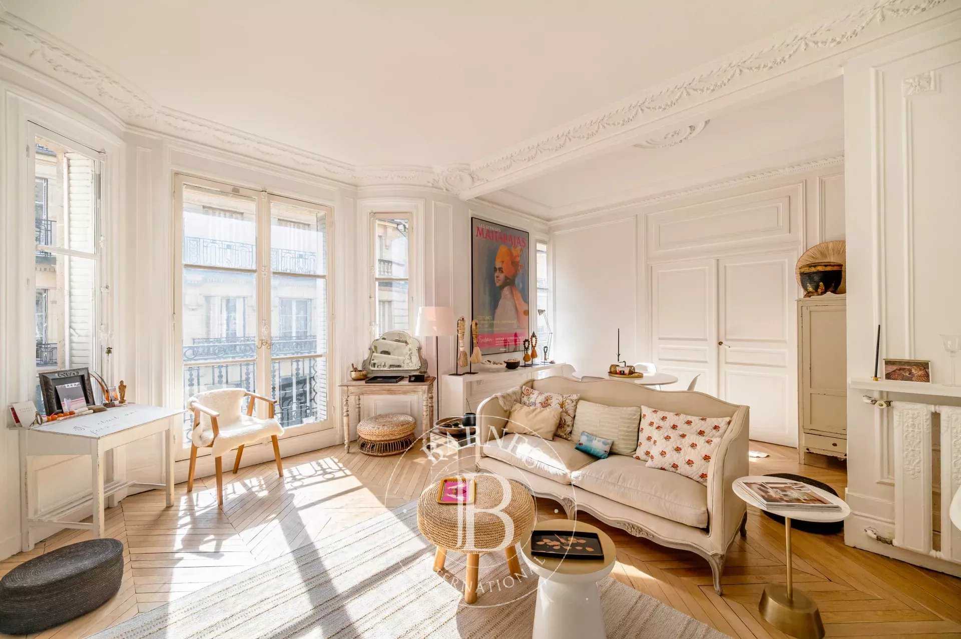 Appartement Neuilly-sur-Seine  -  ref 85839748 (picture 2)