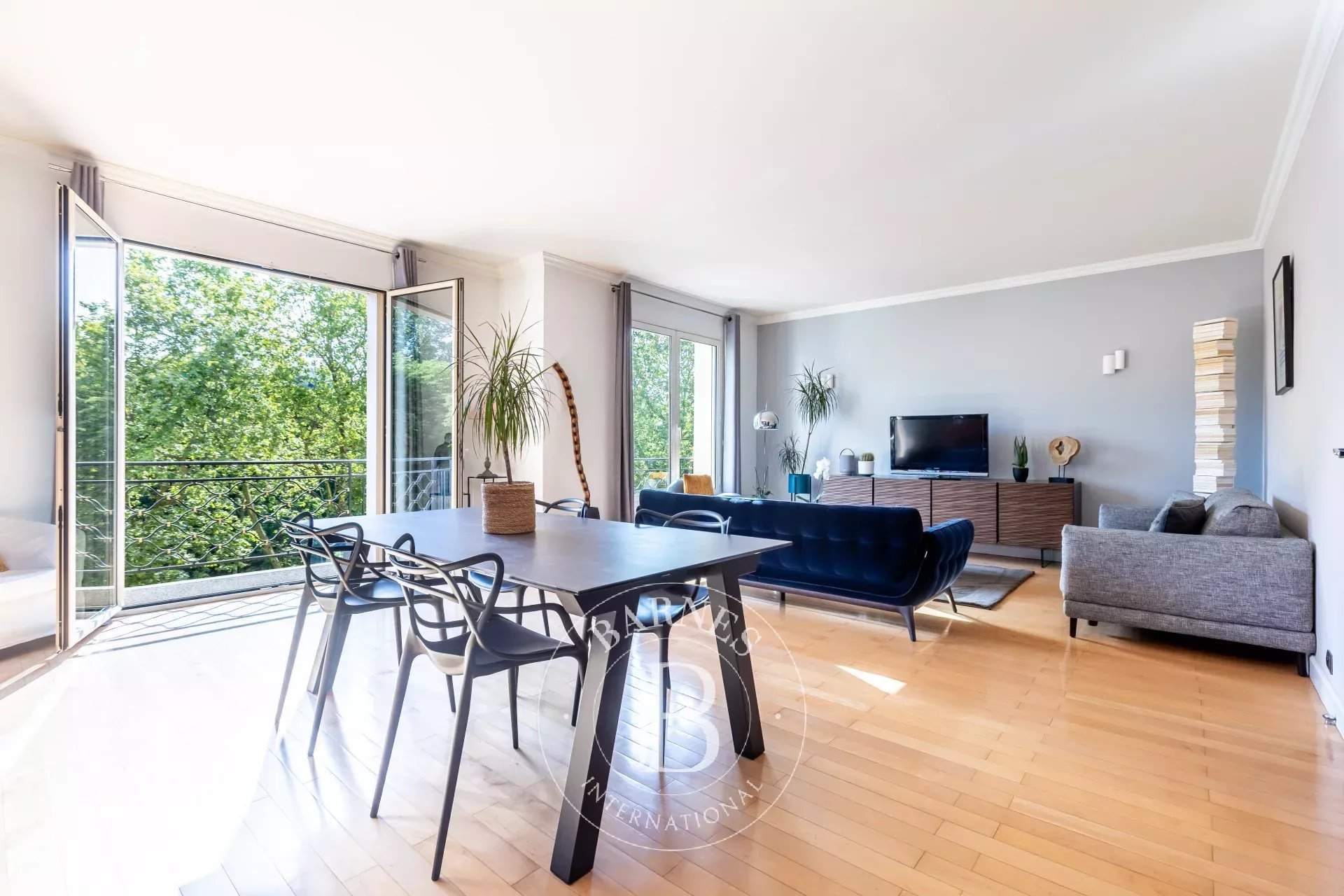 Neuilly-sur-Seine  - Appartement 5 Pi&egrave;ces 3 Chambres - picture 3