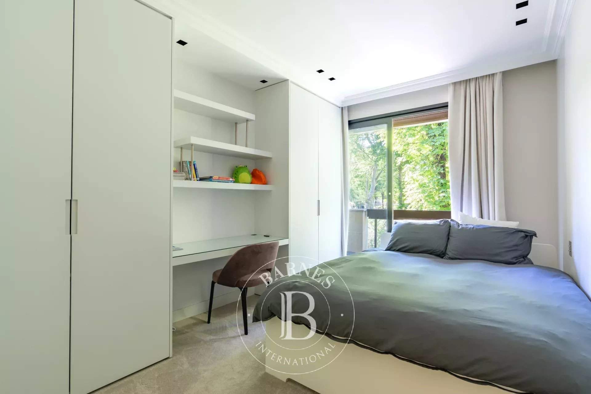 Neuilly-sur-Seine  - Piso 6 Cuartos 4 Habitaciones - picture 17