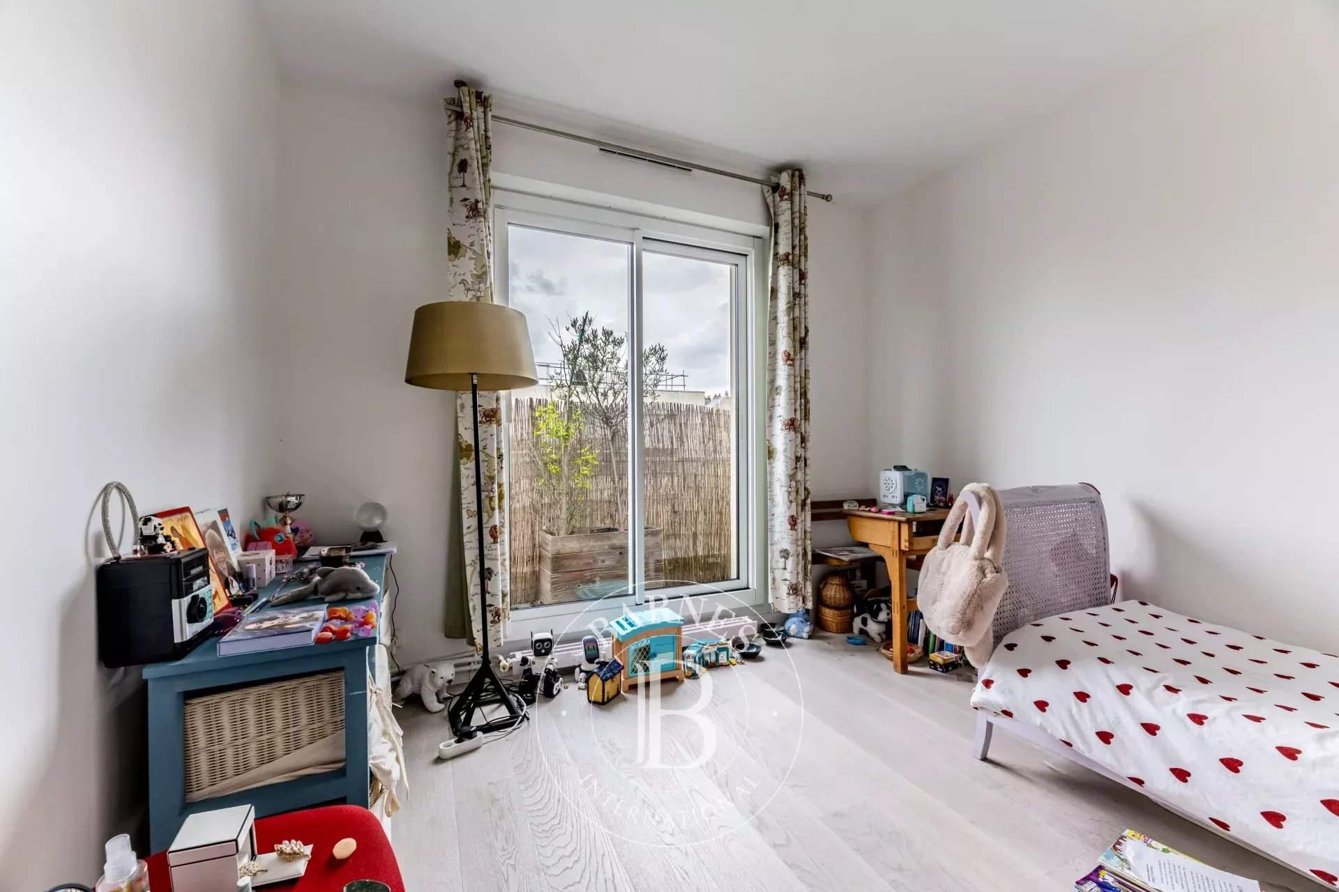 Neuilly-sur-Seine  - Apartment 3 Bedrooms - picture 13
