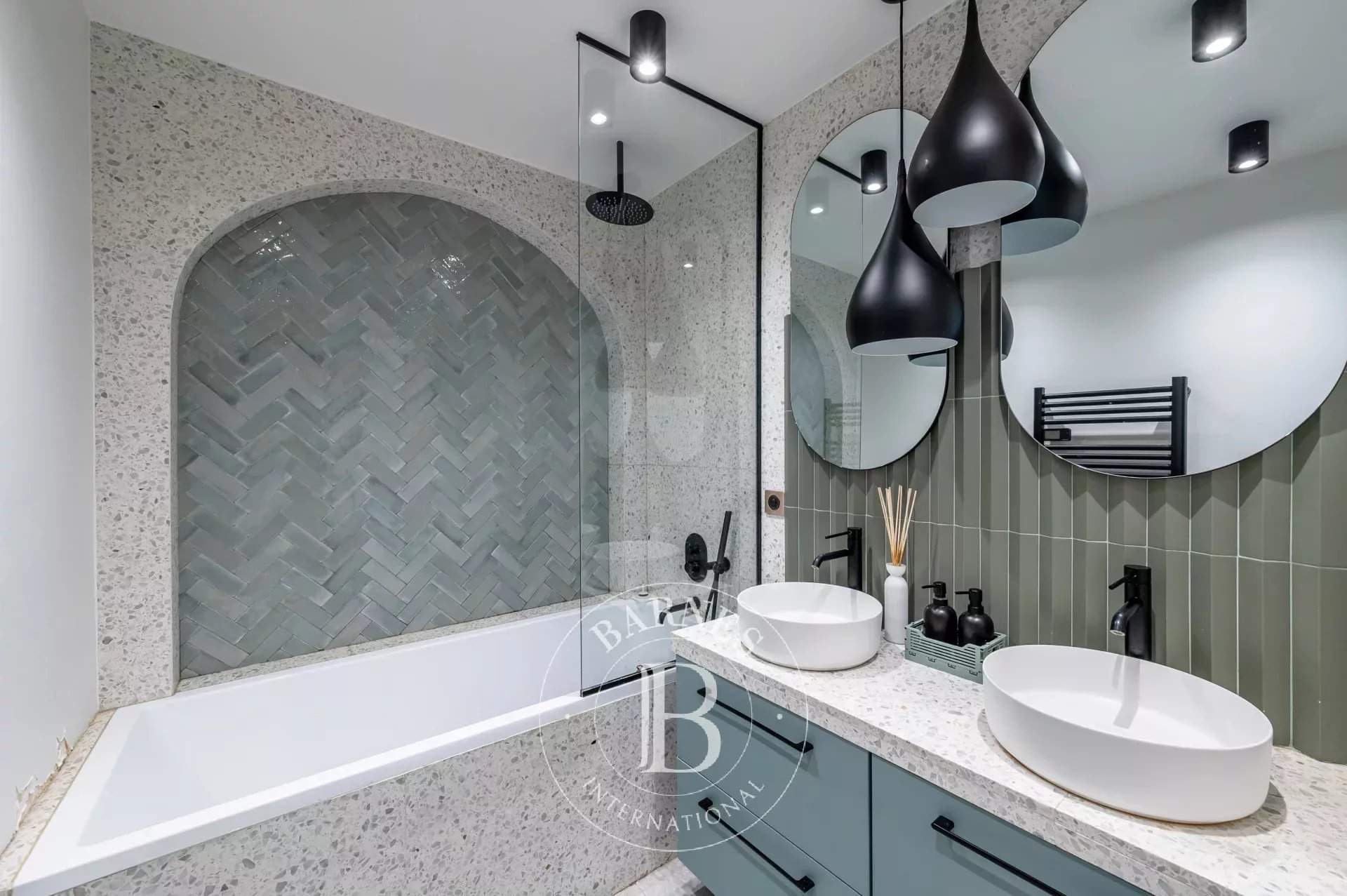 Levallois-Perret  - Appartement 4 Pi&egrave;ces 3 Chambres - picture 13