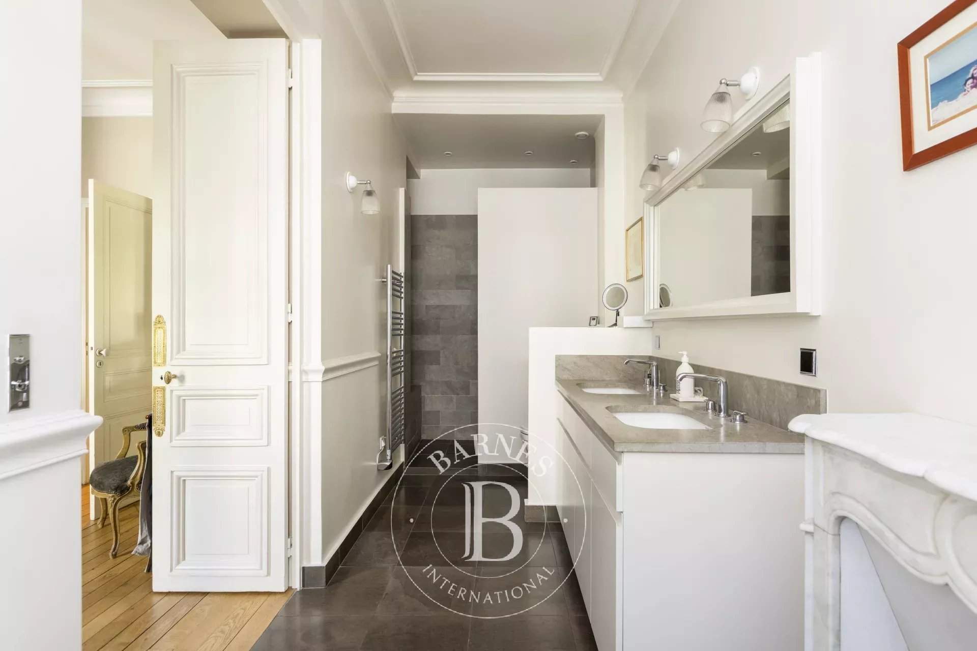 Neuilly-sur-Seine  - Maison 8 Pièces 5 Chambres - picture 13