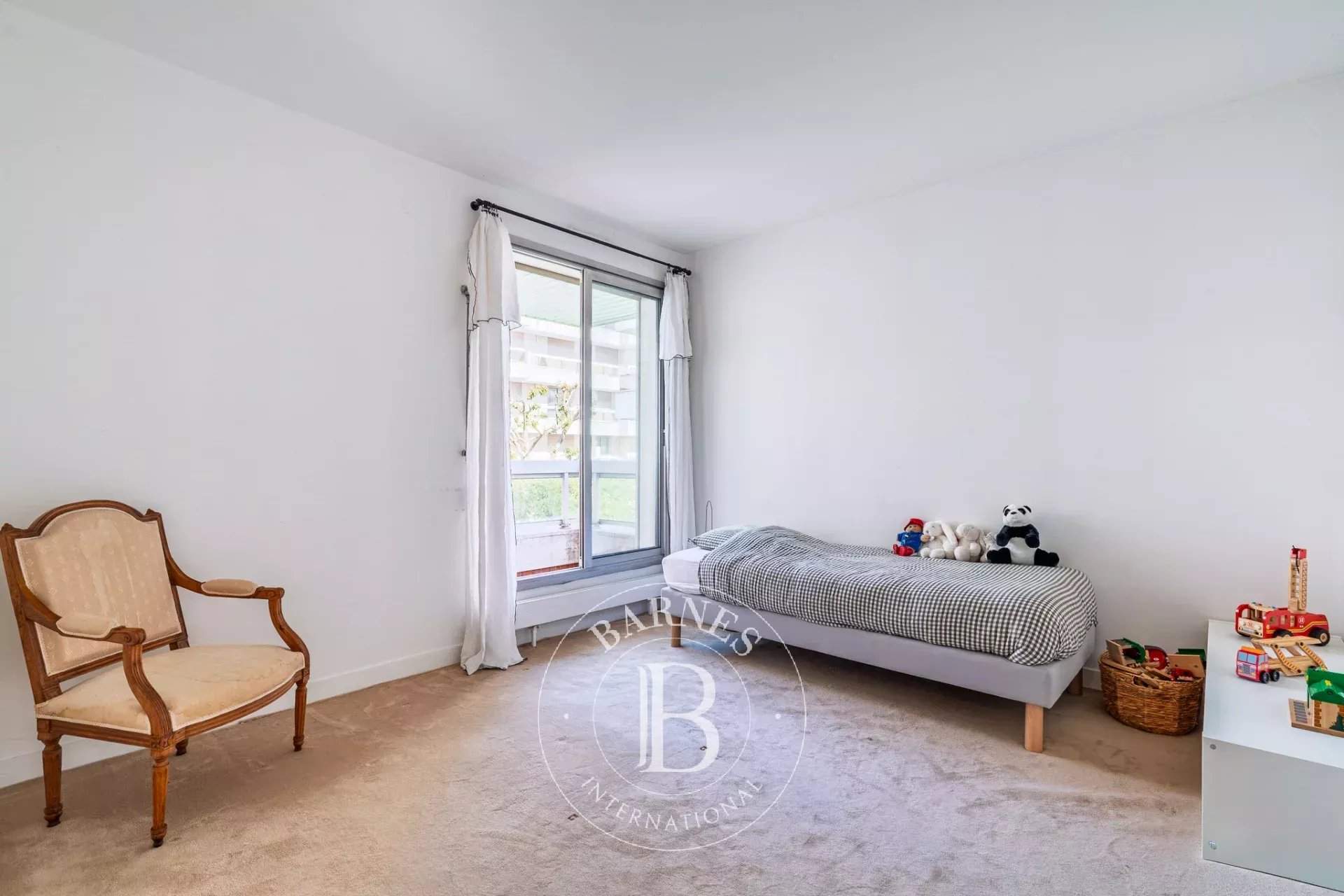 Neuilly-sur-Seine  - Appartement 4 Pi&egrave;ces 3 Chambres - picture 9