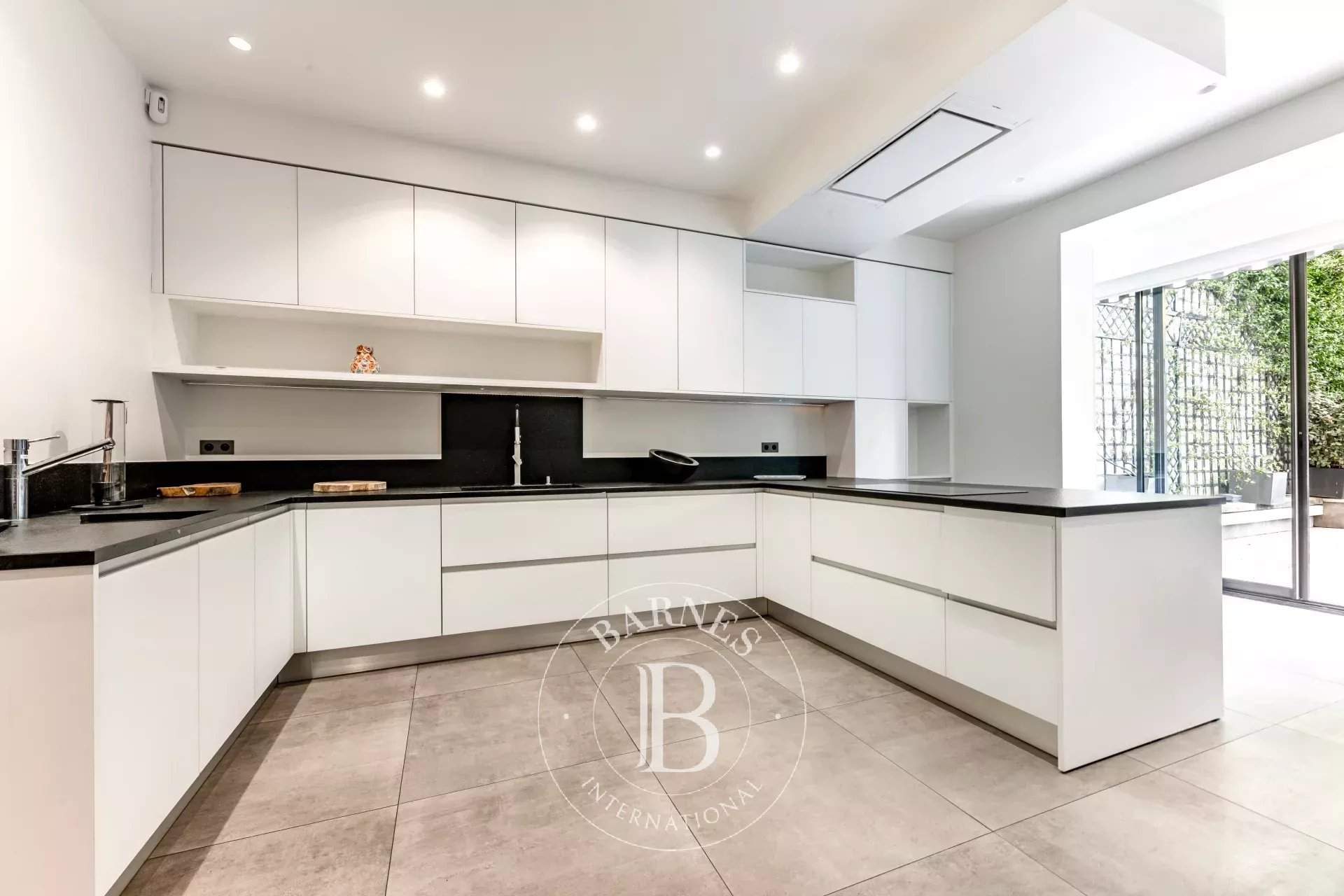 Neuilly-sur-Seine  - Appartement 8 Pi&egrave;ces 4 Chambres - picture 15