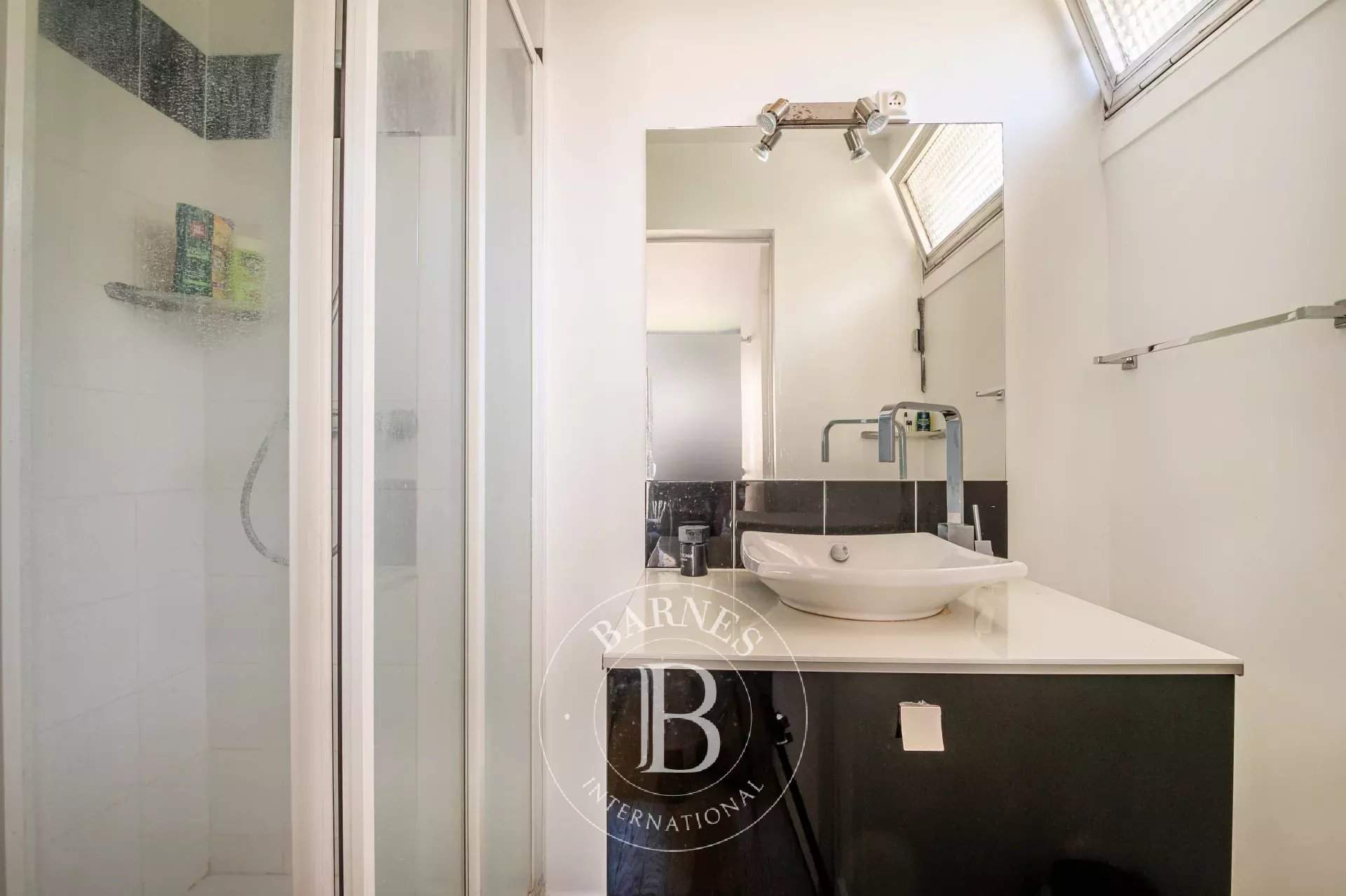 Neuilly-sur-Seine  - Appartement 5 Pièces 3 Chambres - picture 10