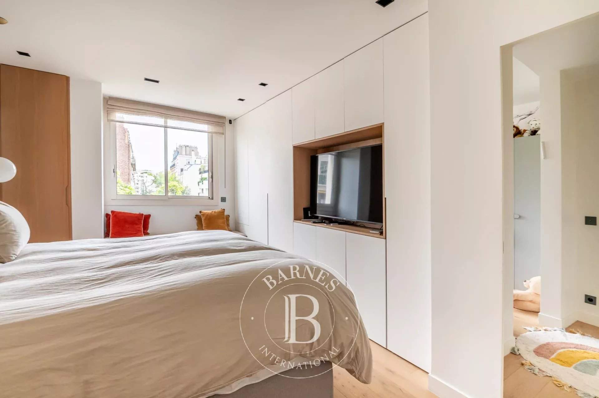 Neuilly-sur-Seine  - Piso 5 Cuartos 3 Habitaciones - picture 11