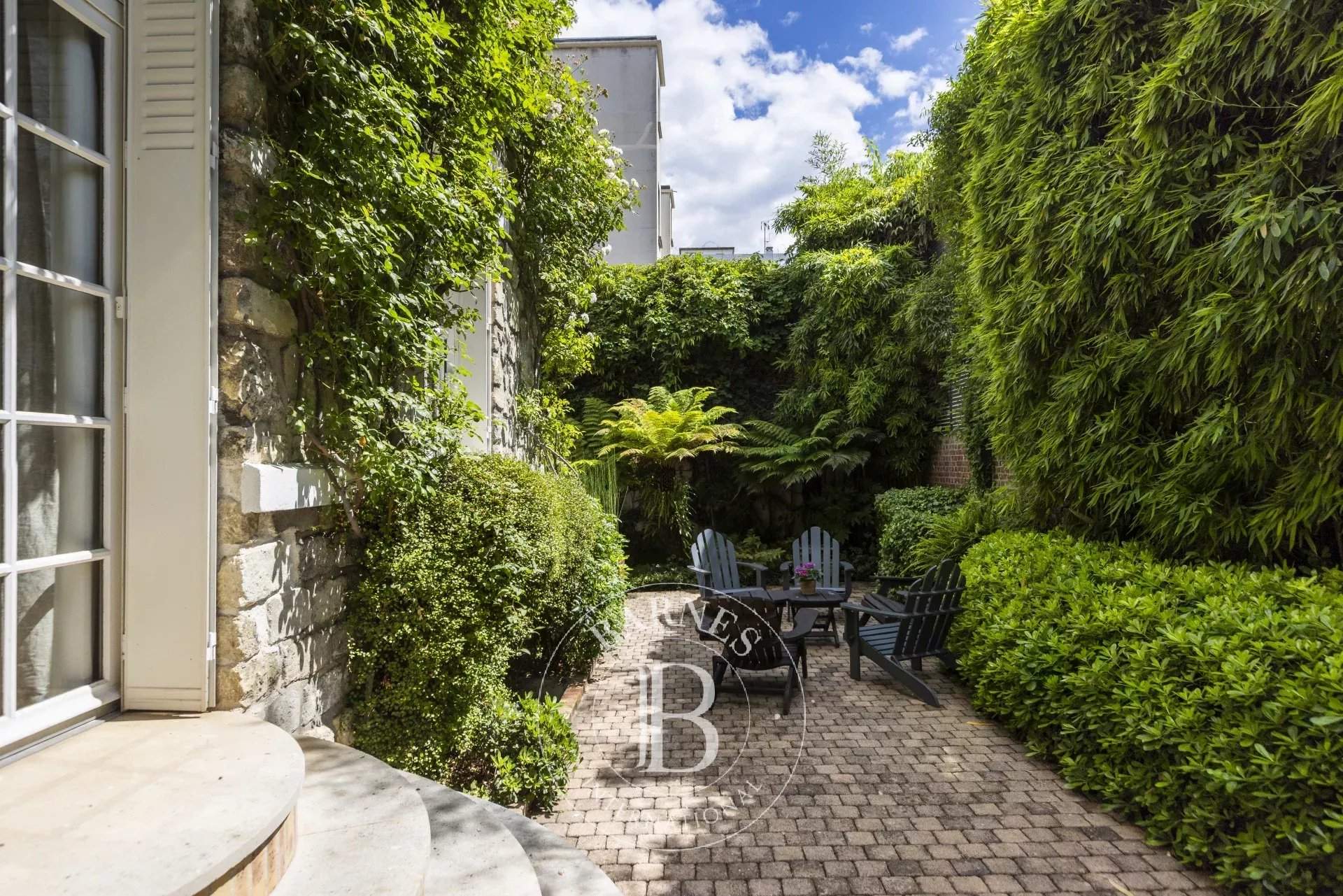 Neuilly-sur-Seine  - Mansion 5 Bedrooms - picture 4