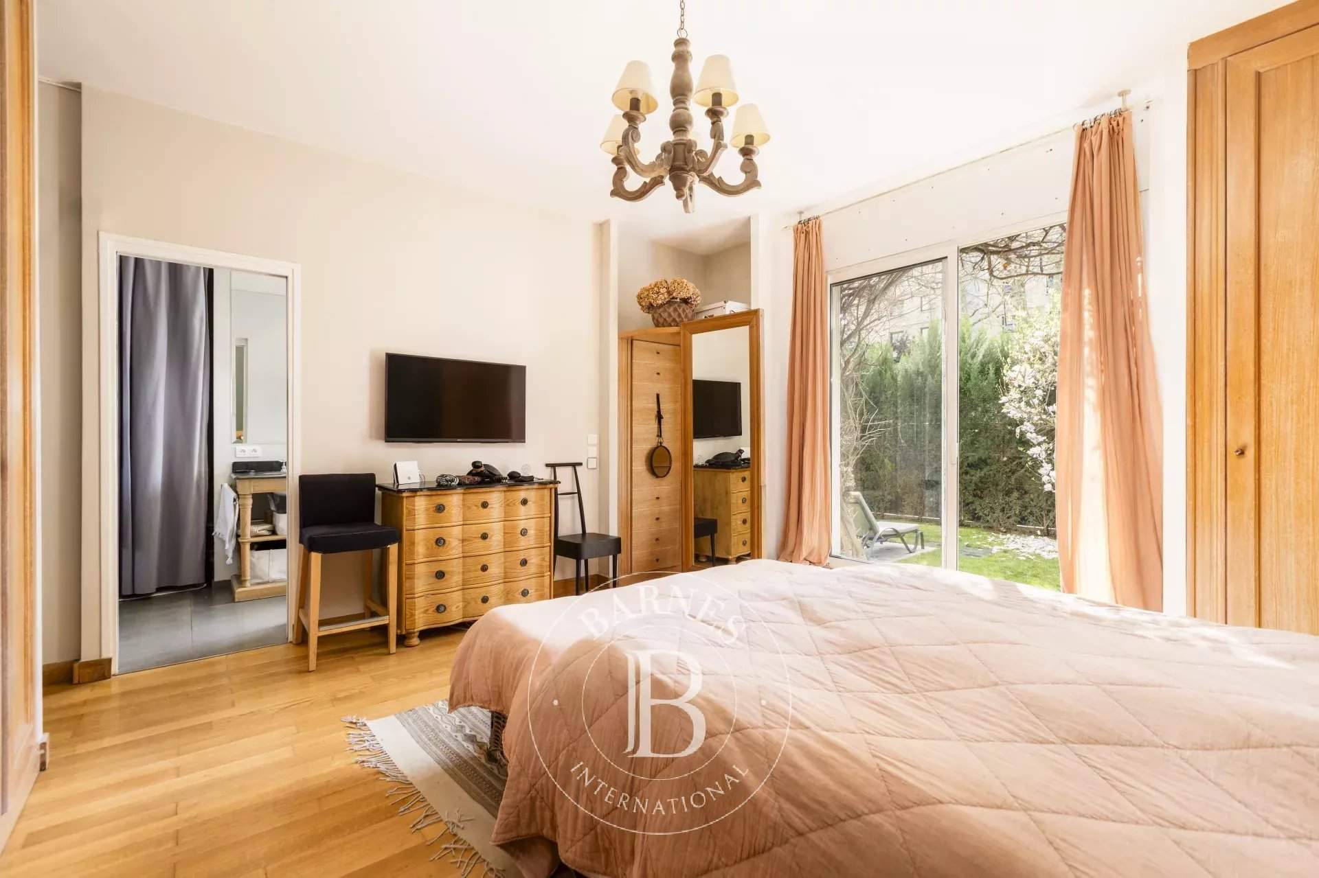 Neuilly-sur-Seine  - Appartement 7 Pi&egrave;ces 5 Chambres - picture 15